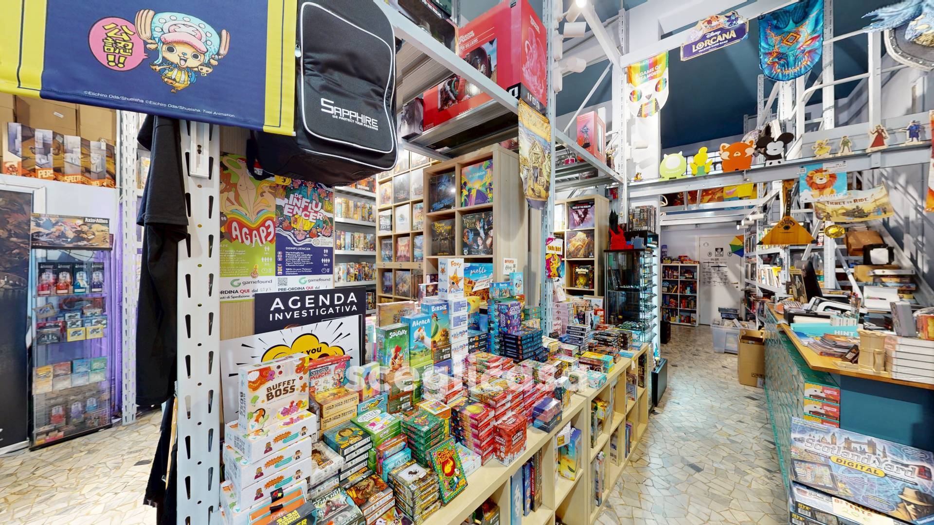 Locale commerciale in vendita a Roma, Colli Albani