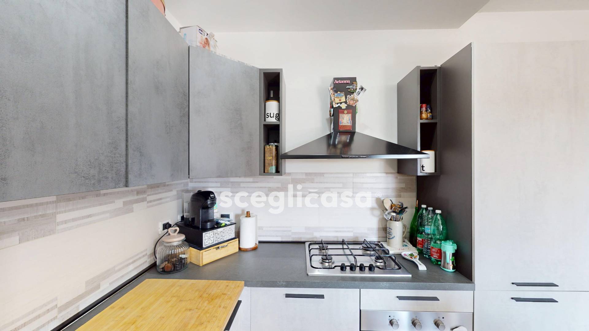 Appartamento in vendita a Guidonia Montecelio, Guidonia