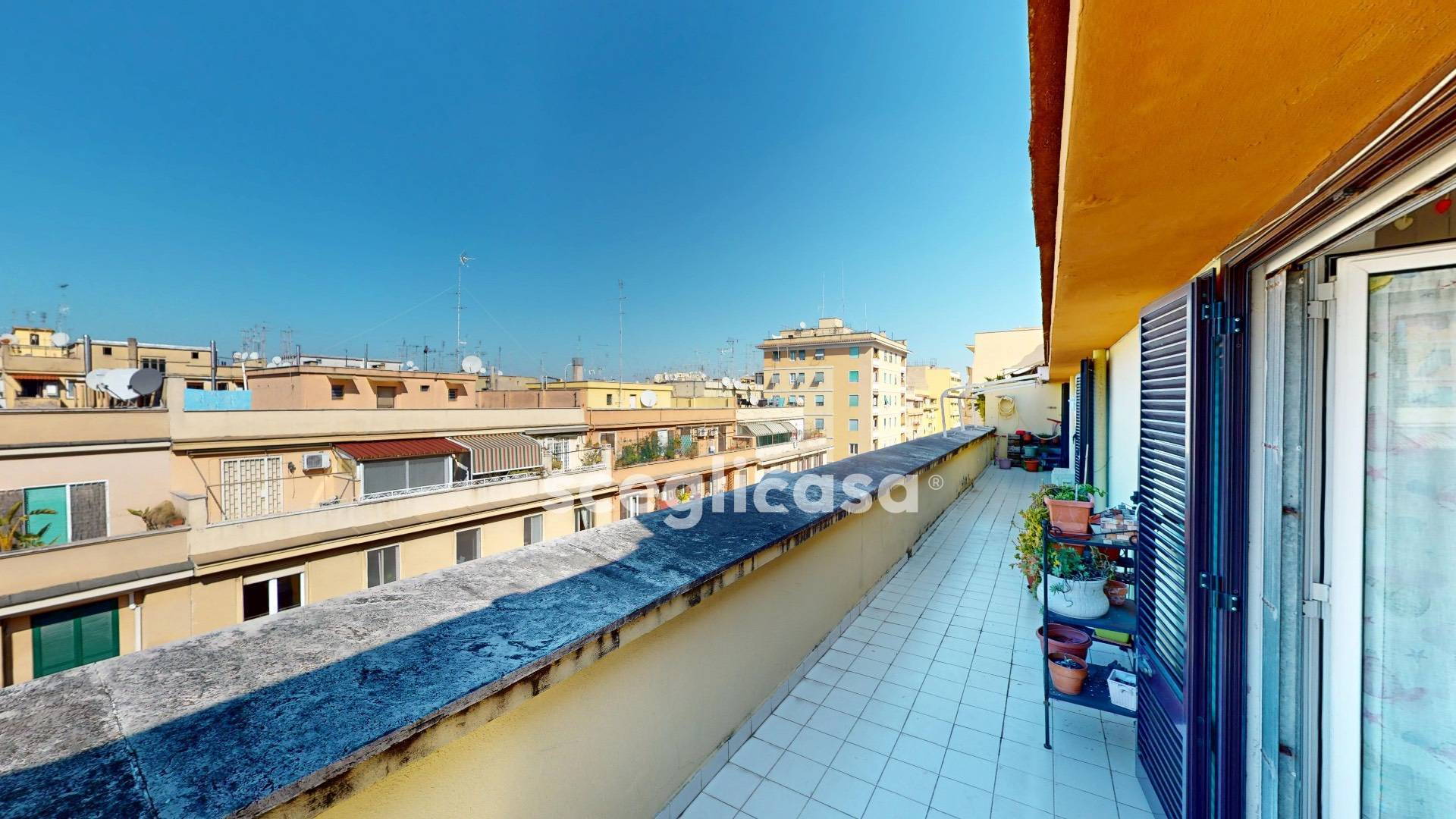 Attico in vendita a Roma, Colli Albani