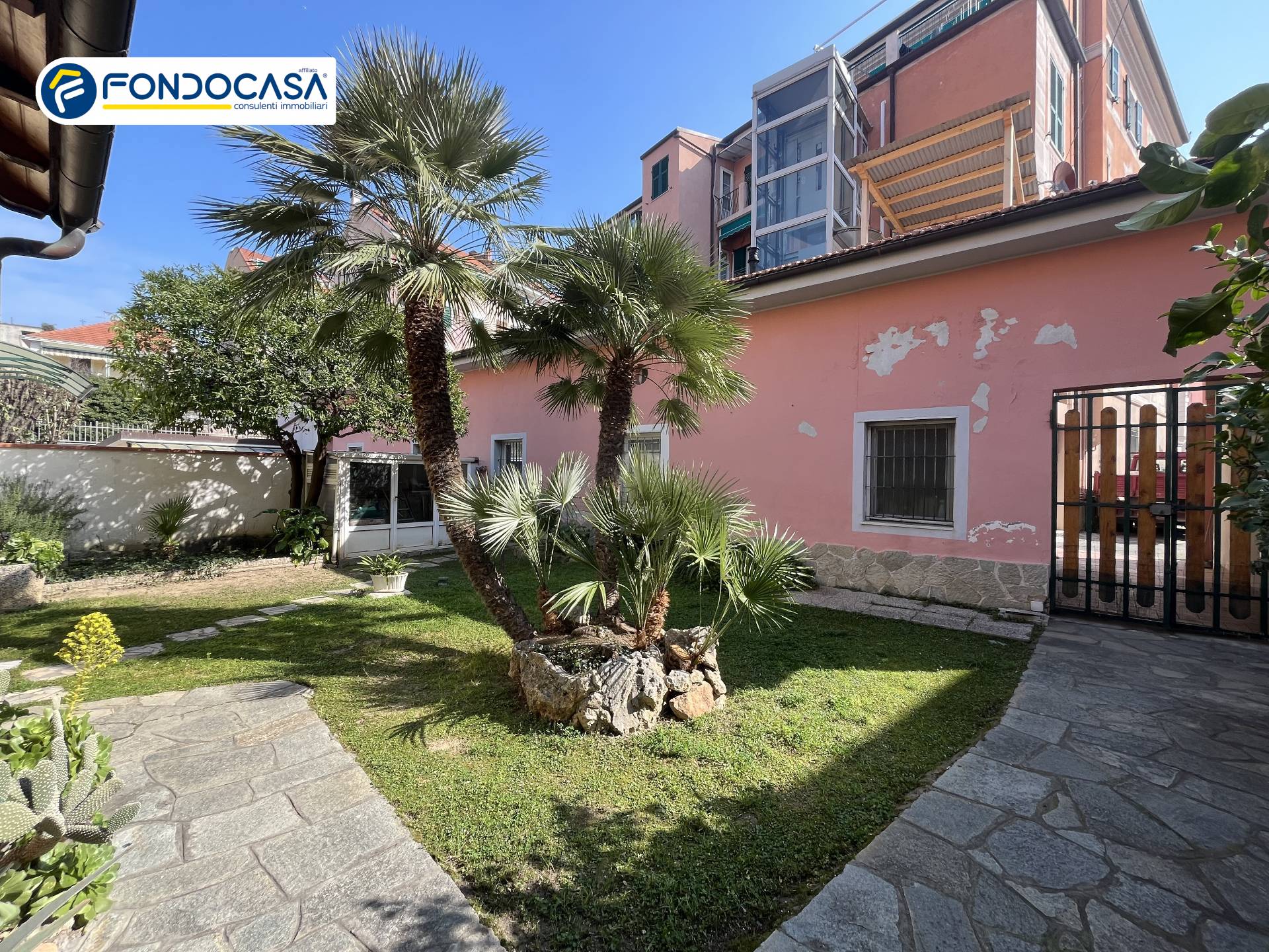 Villa in vendita a Ceriale