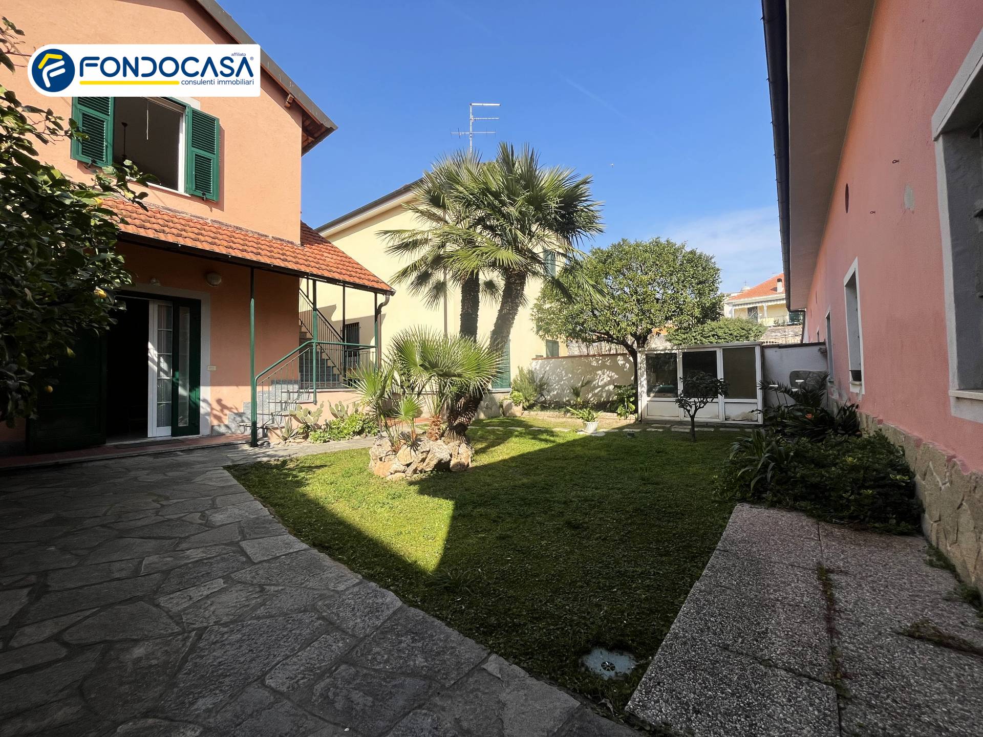 Villa in vendita a Ceriale