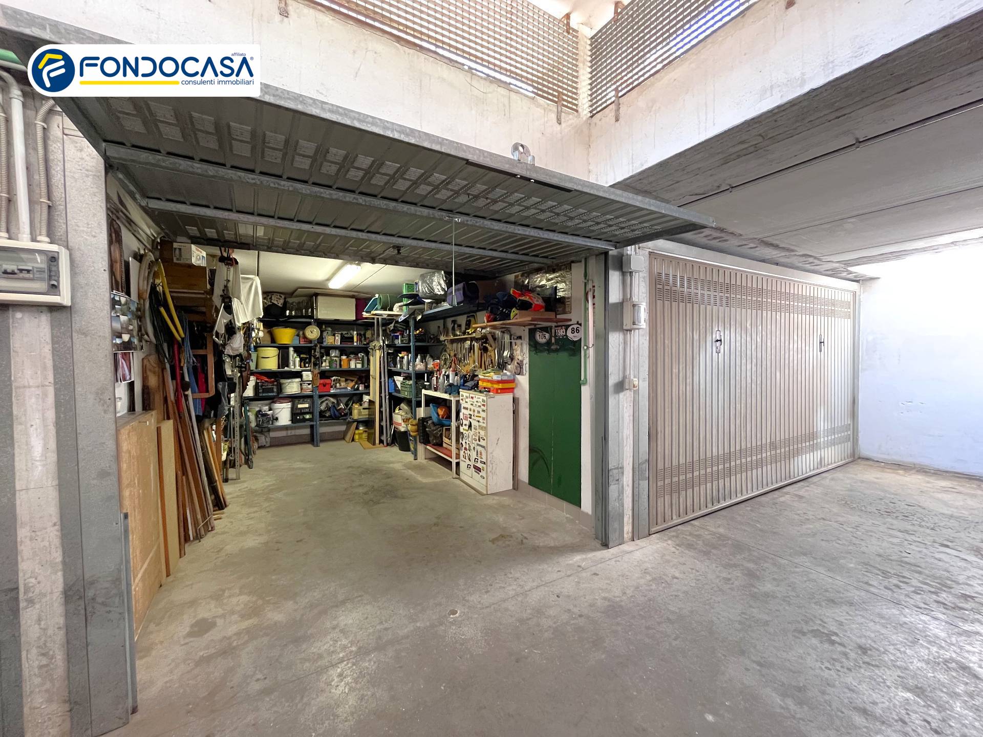 Box in vendita a Ceriale