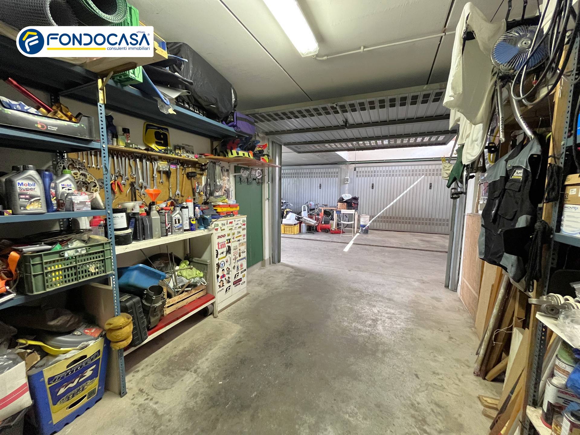 Box in vendita a Ceriale