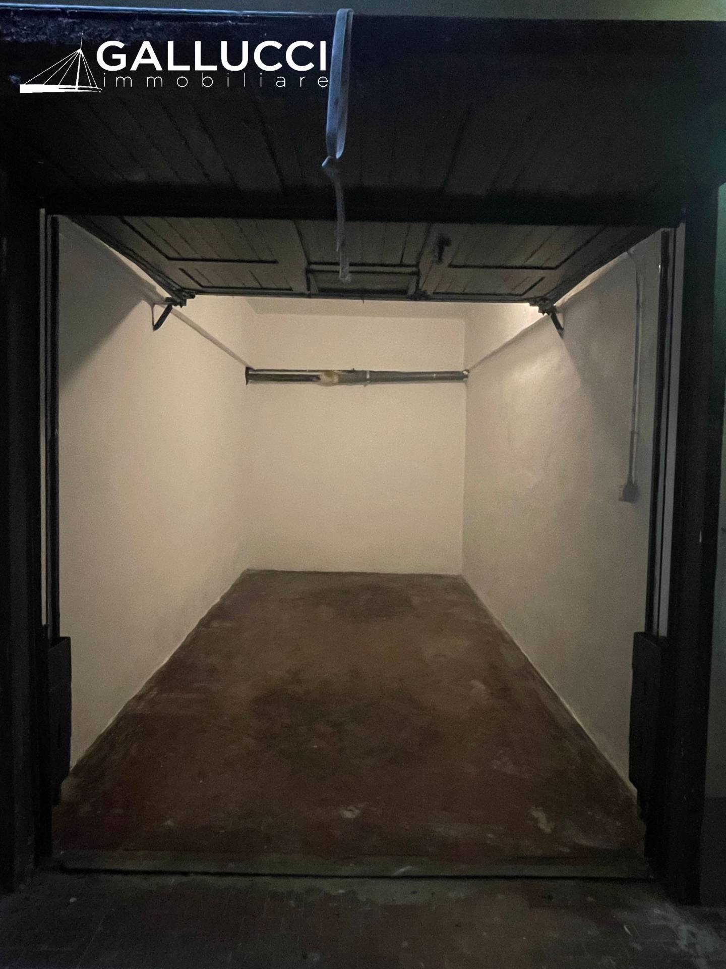 Magazzino in vendita a Milano