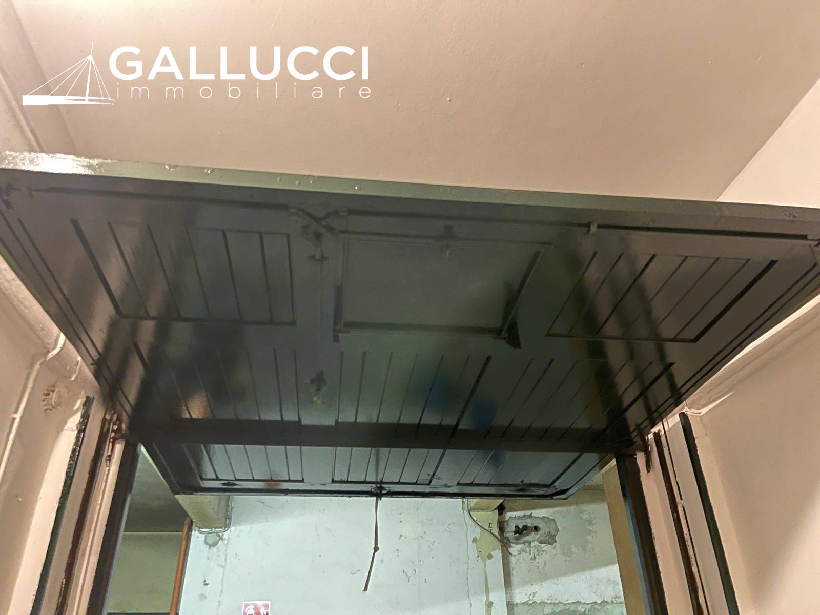 Magazzino in vendita a Milano