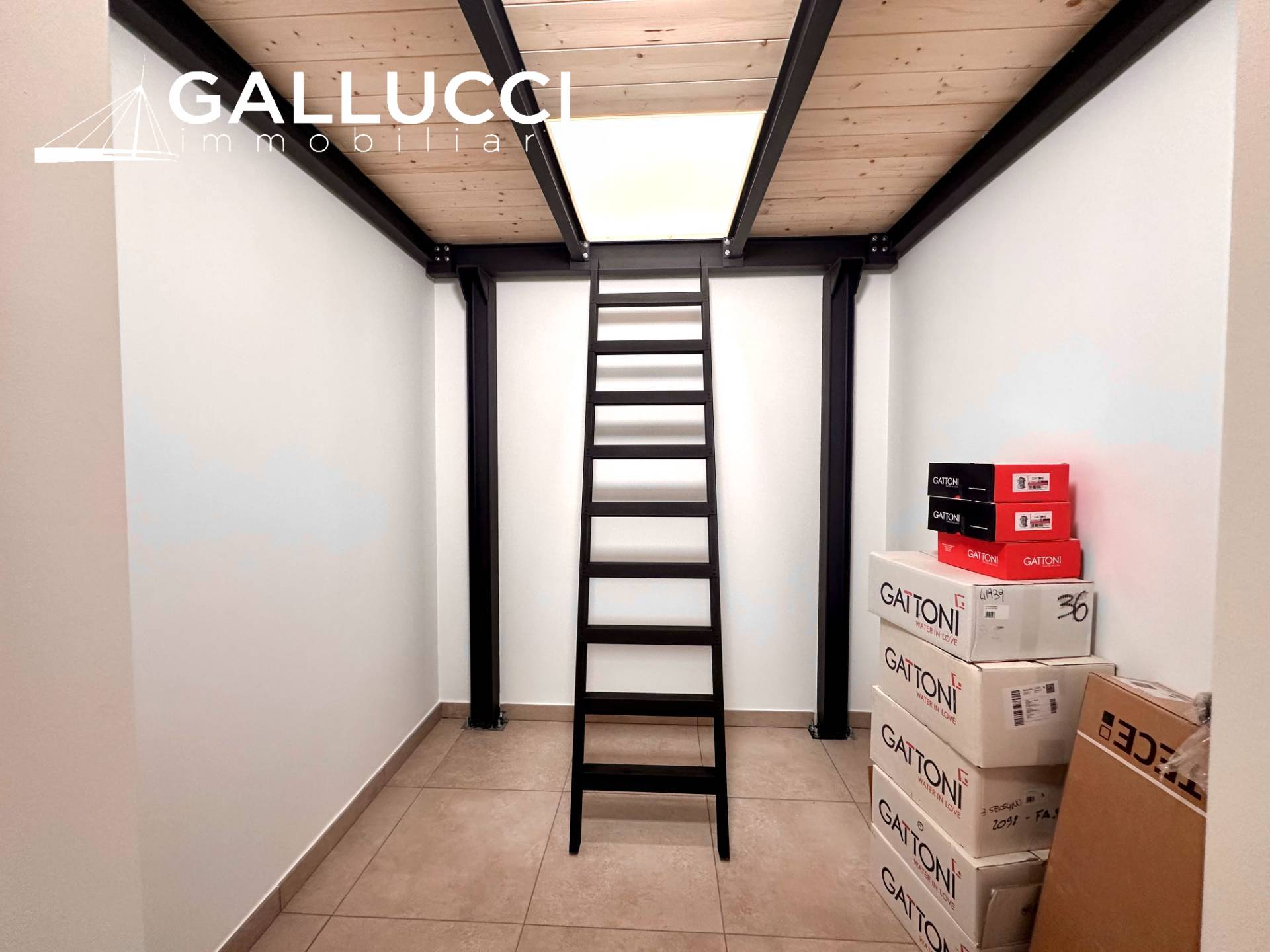 Magazzino in affitto a Pescara