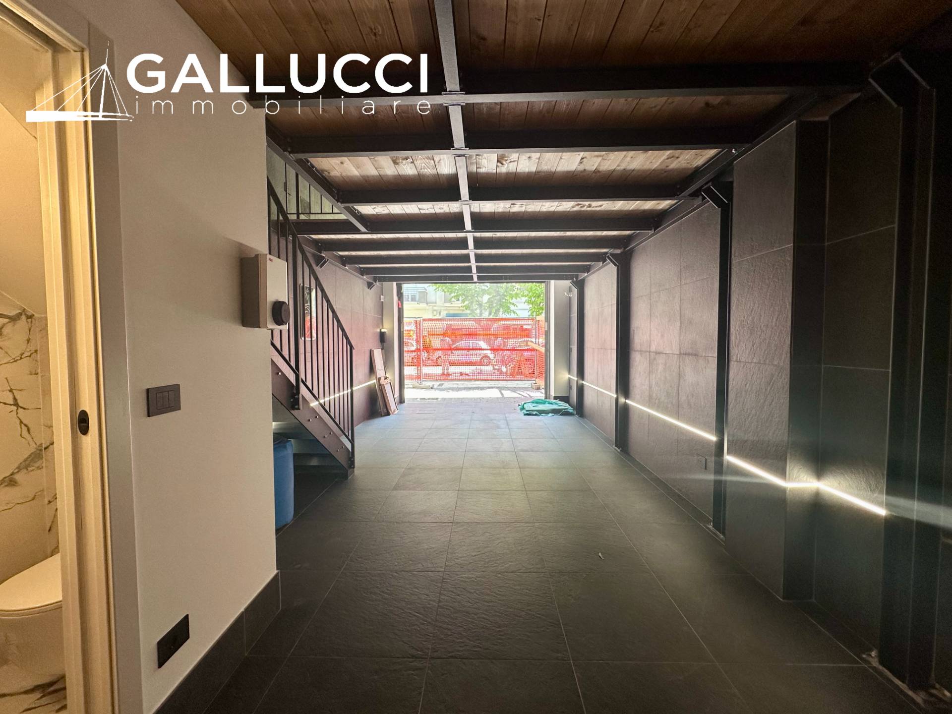 Box o garage in vendita a Pescara