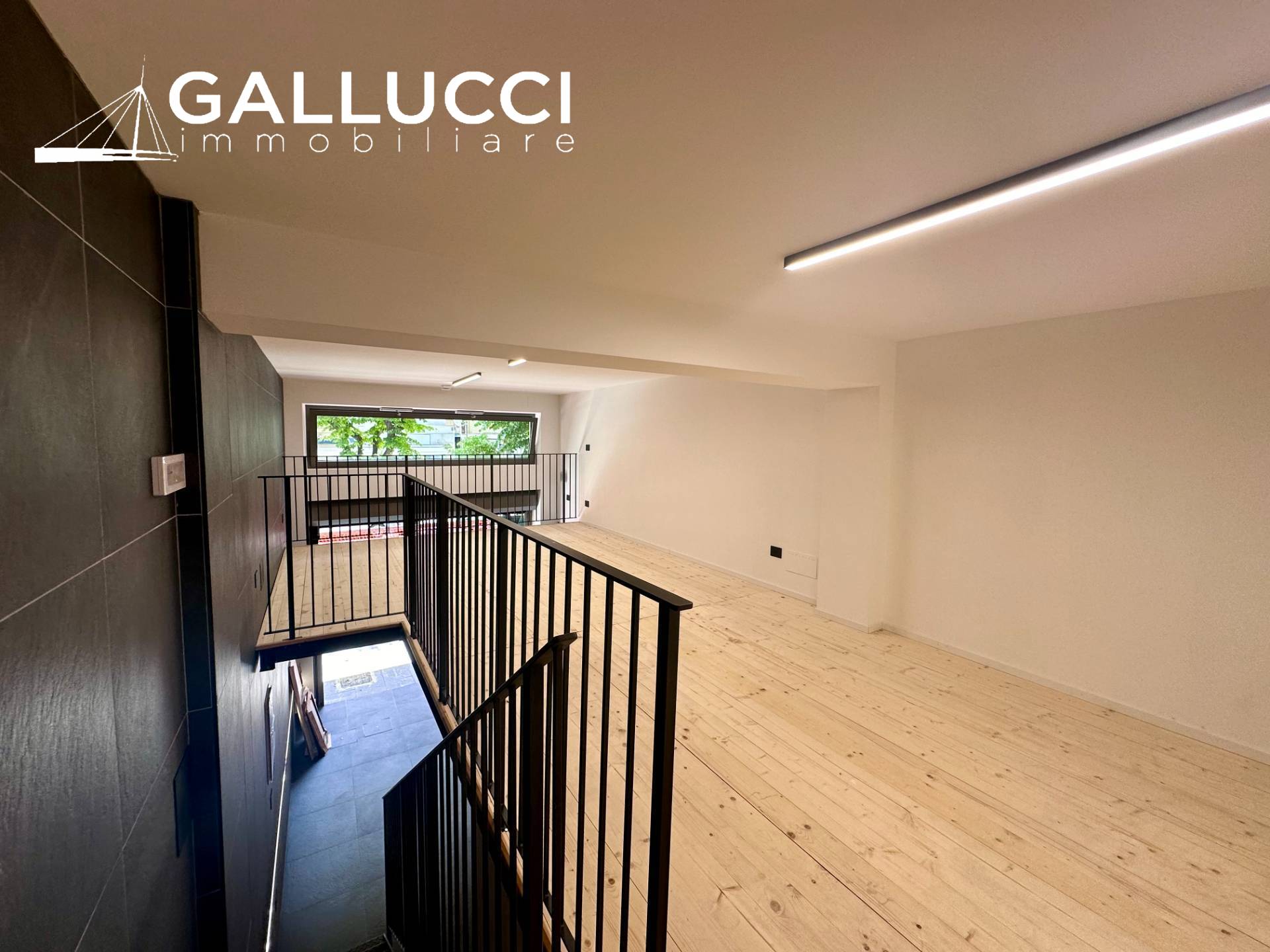 Box o garage in vendita a Pescara