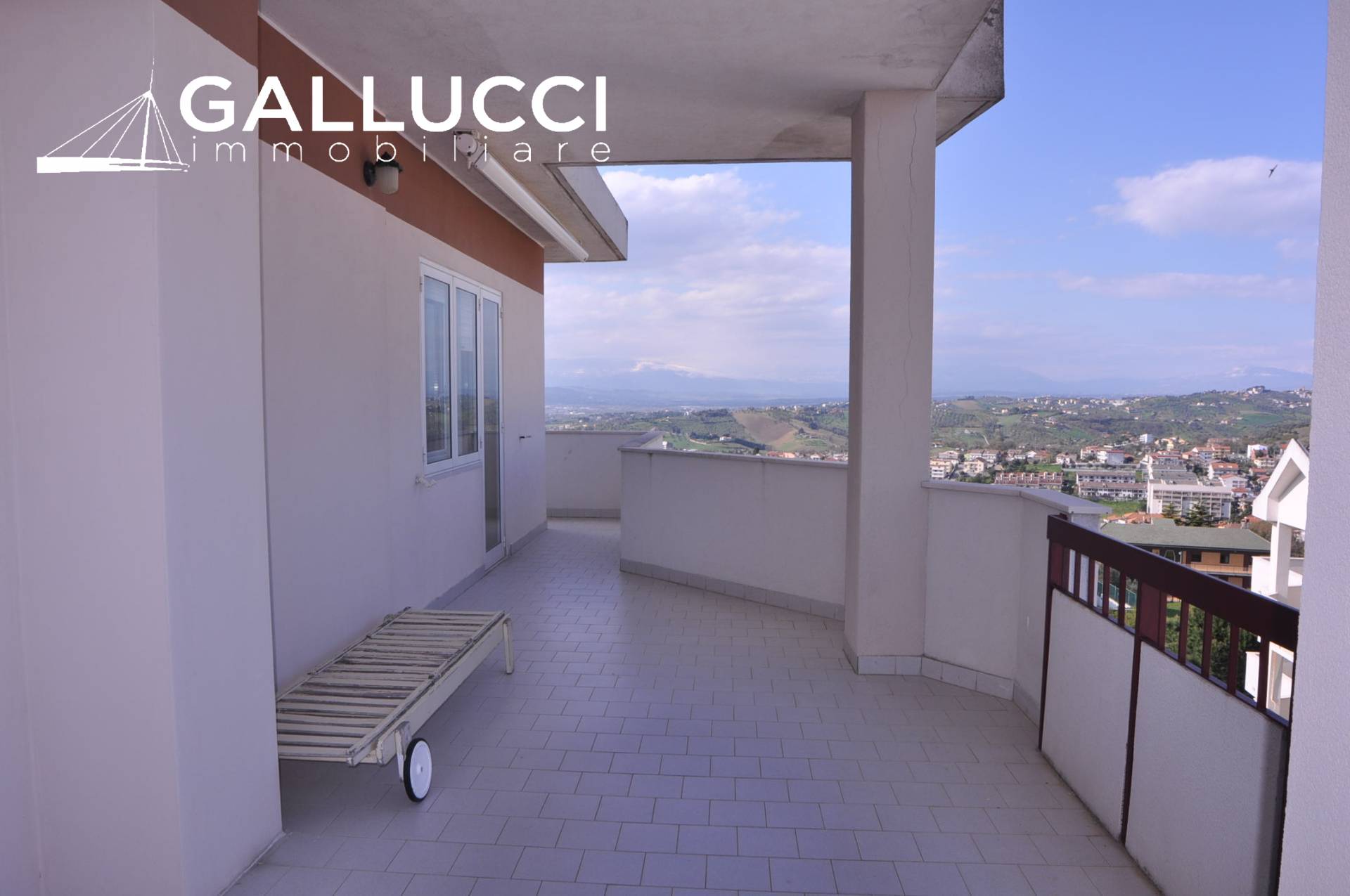 Appartamento in affitto a Pescara, Zona Colli