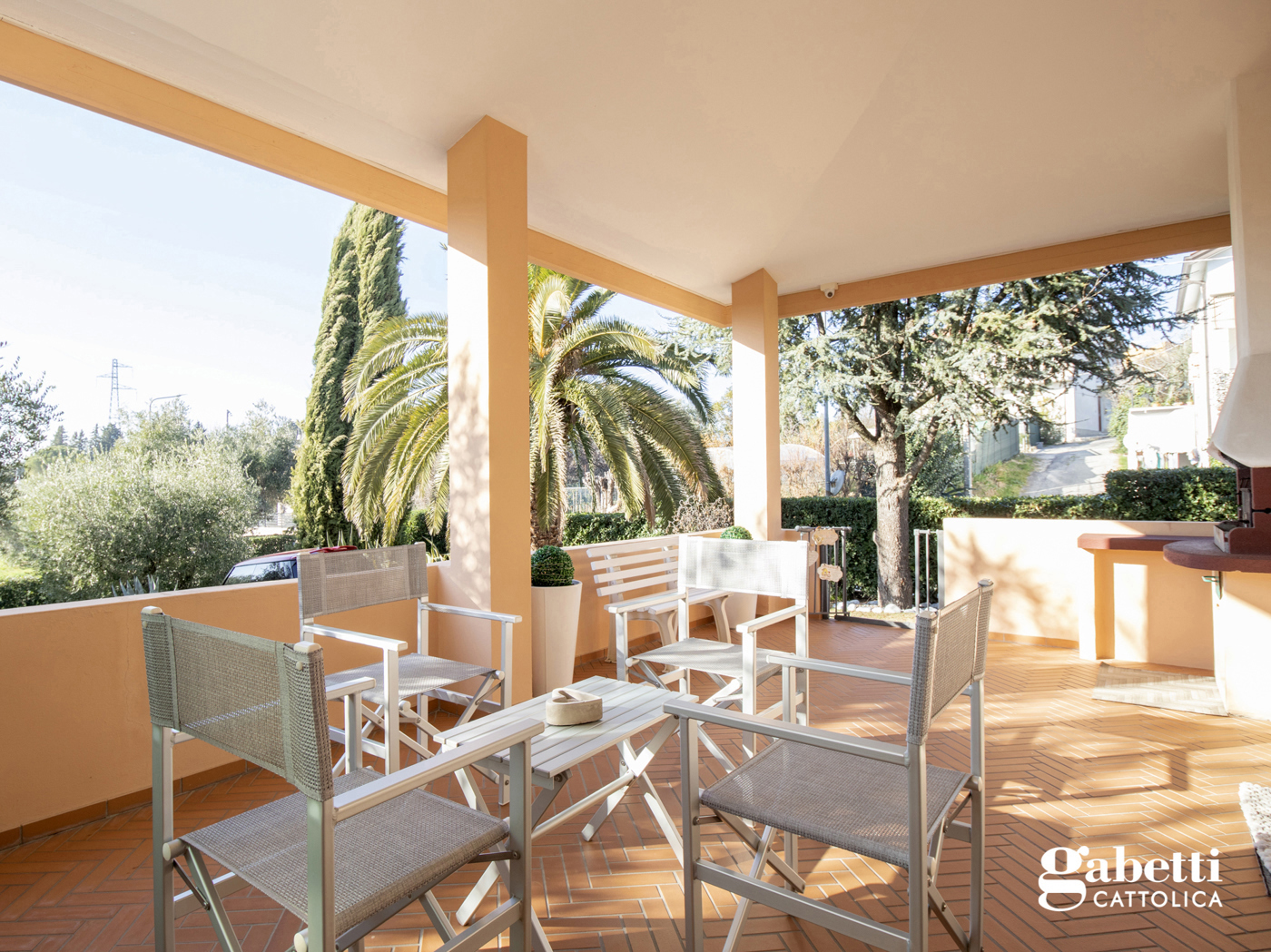 Appartamento con giardino a Gradara