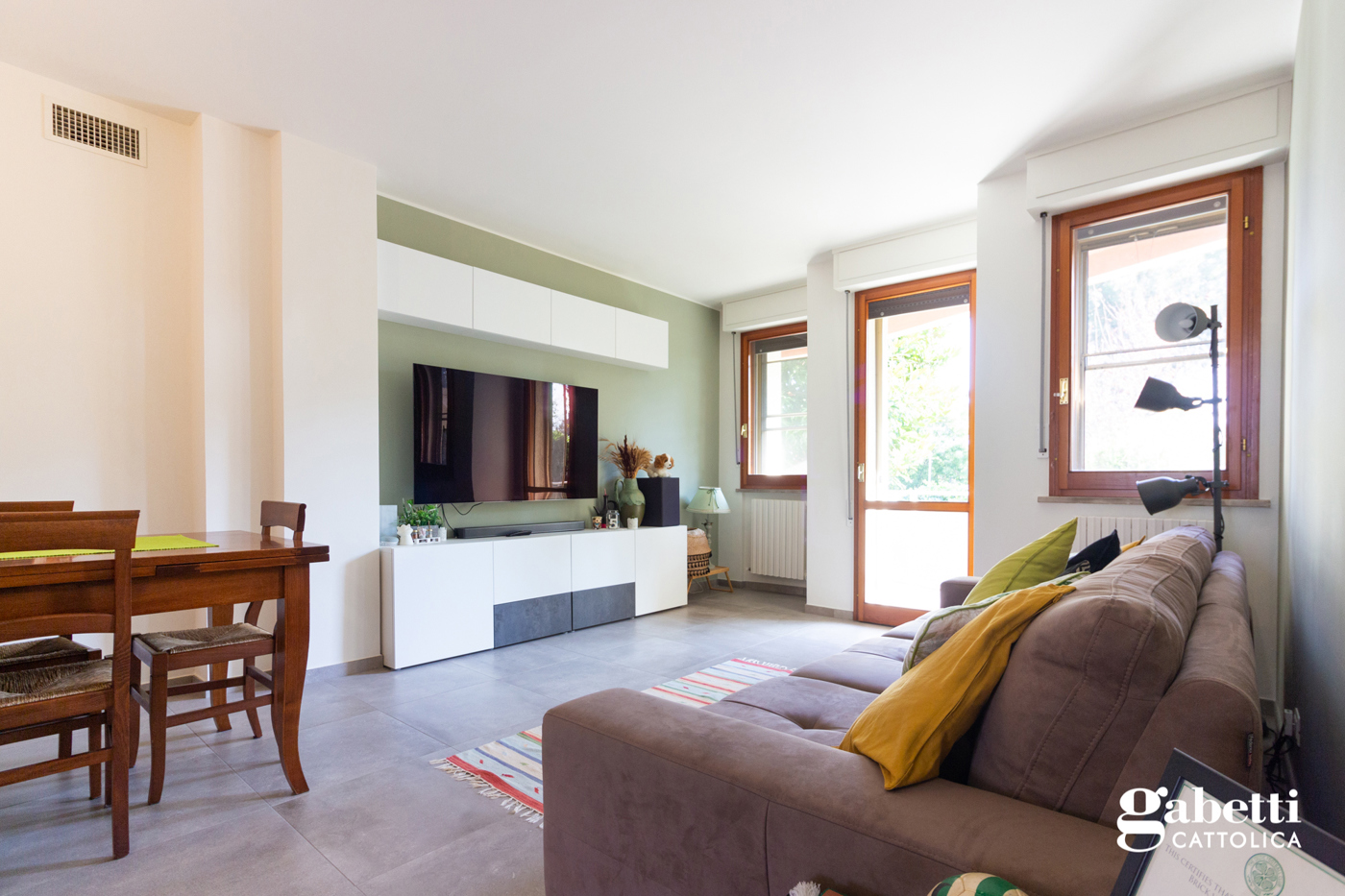 Quadrilocale con box a Pesaro