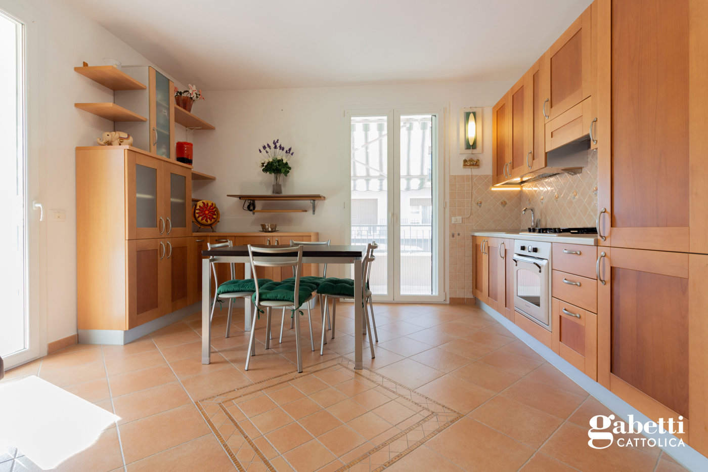 Bilocale con box a Cattolica