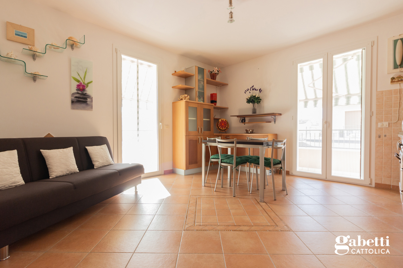 Bilocale con box a Cattolica