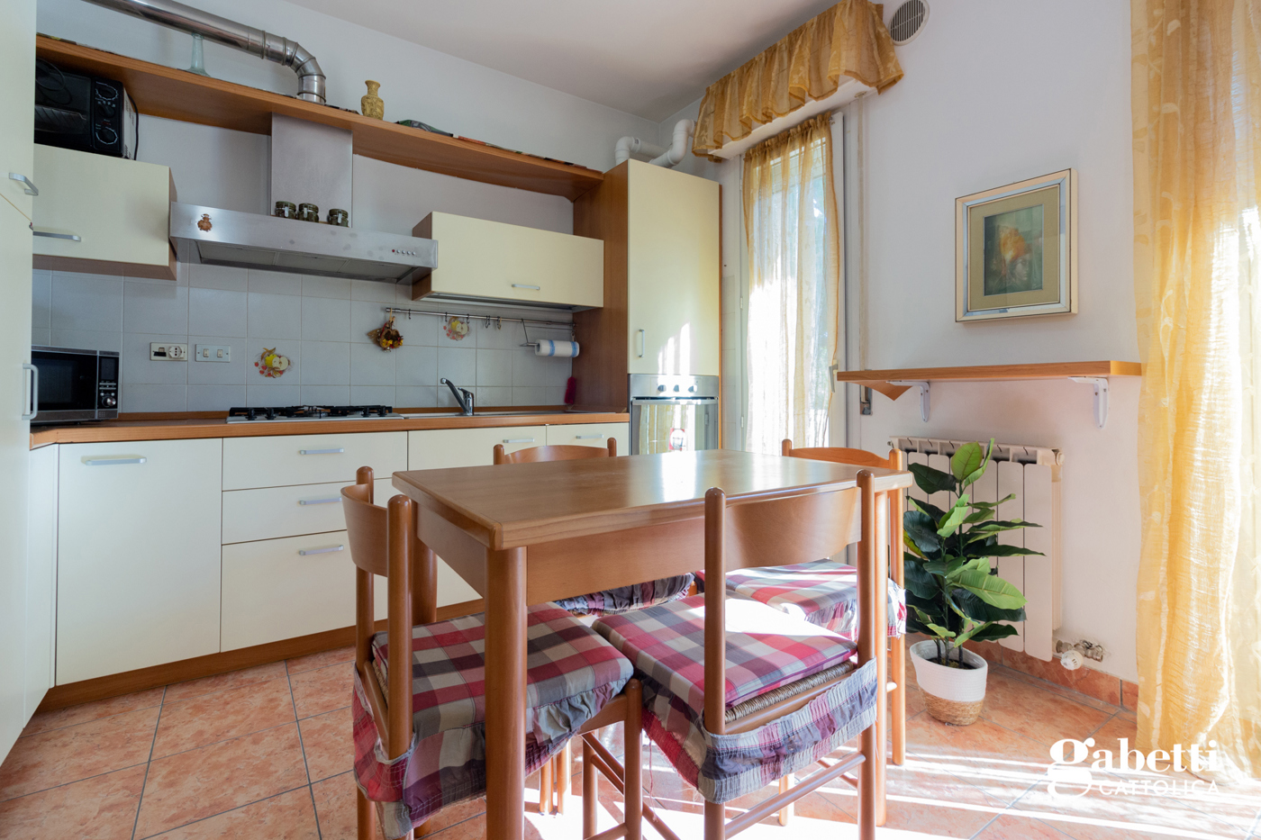 Bilocale con box a Cattolica