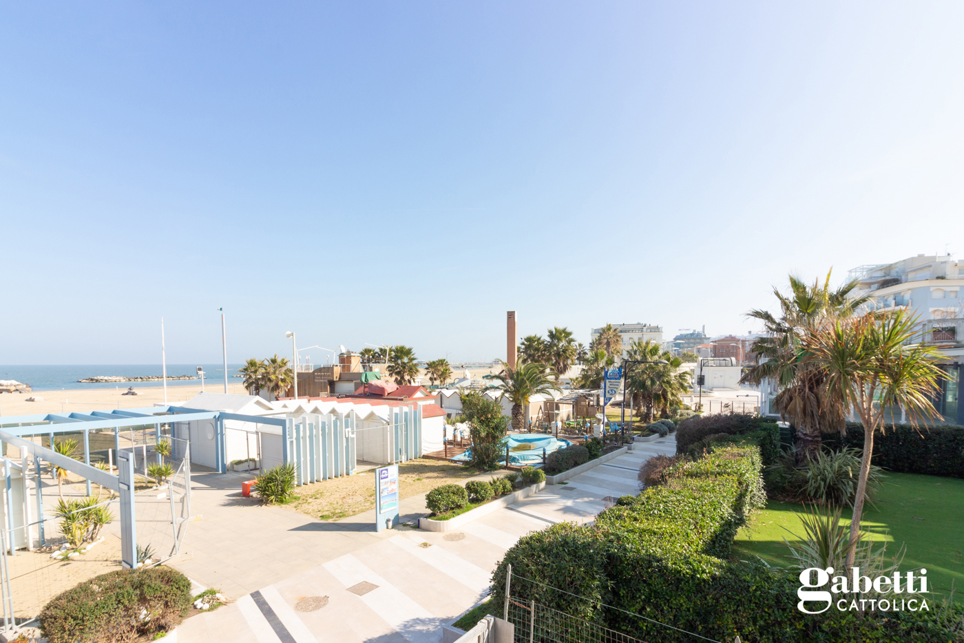 Trilocale con box a Cattolica