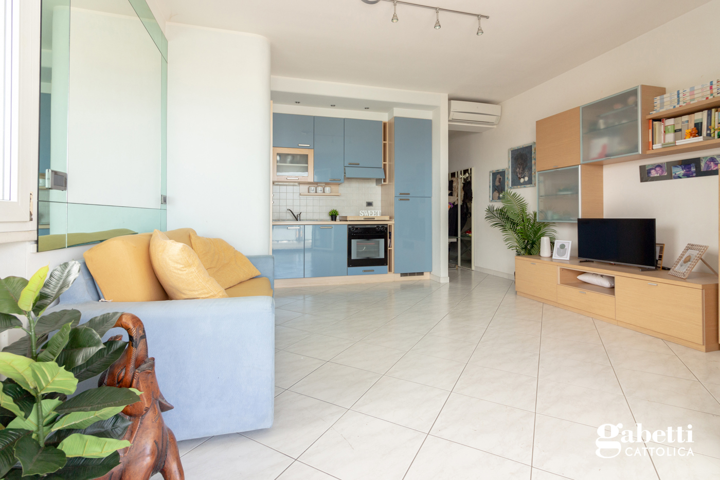 Trilocale con box a Cattolica