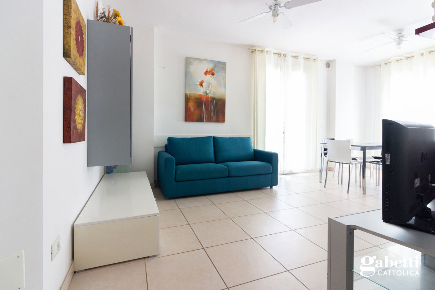 Trilocale con box a Cattolica