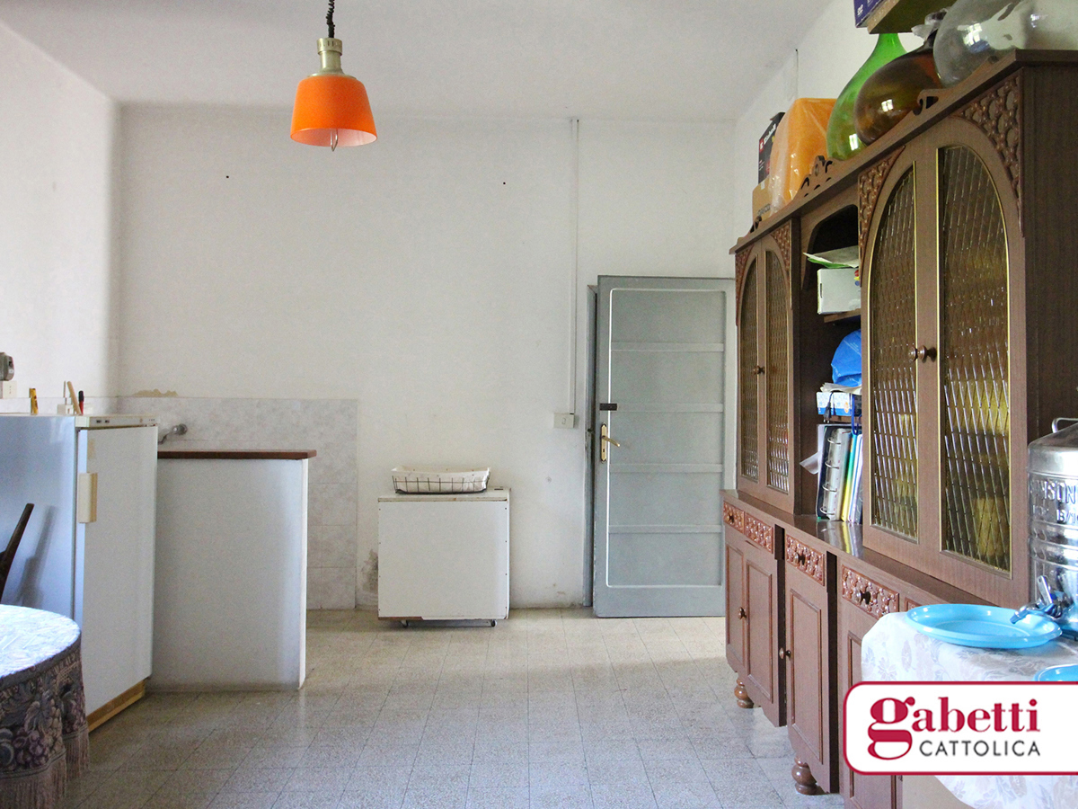 Casa indipendente con giardino a Tavoleto