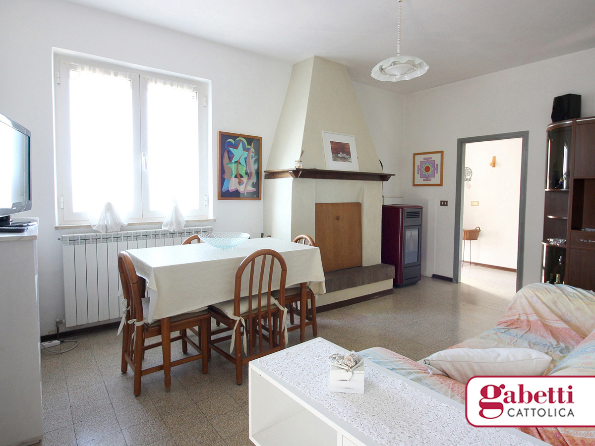 Casa indipendente con giardino a Tavoleto