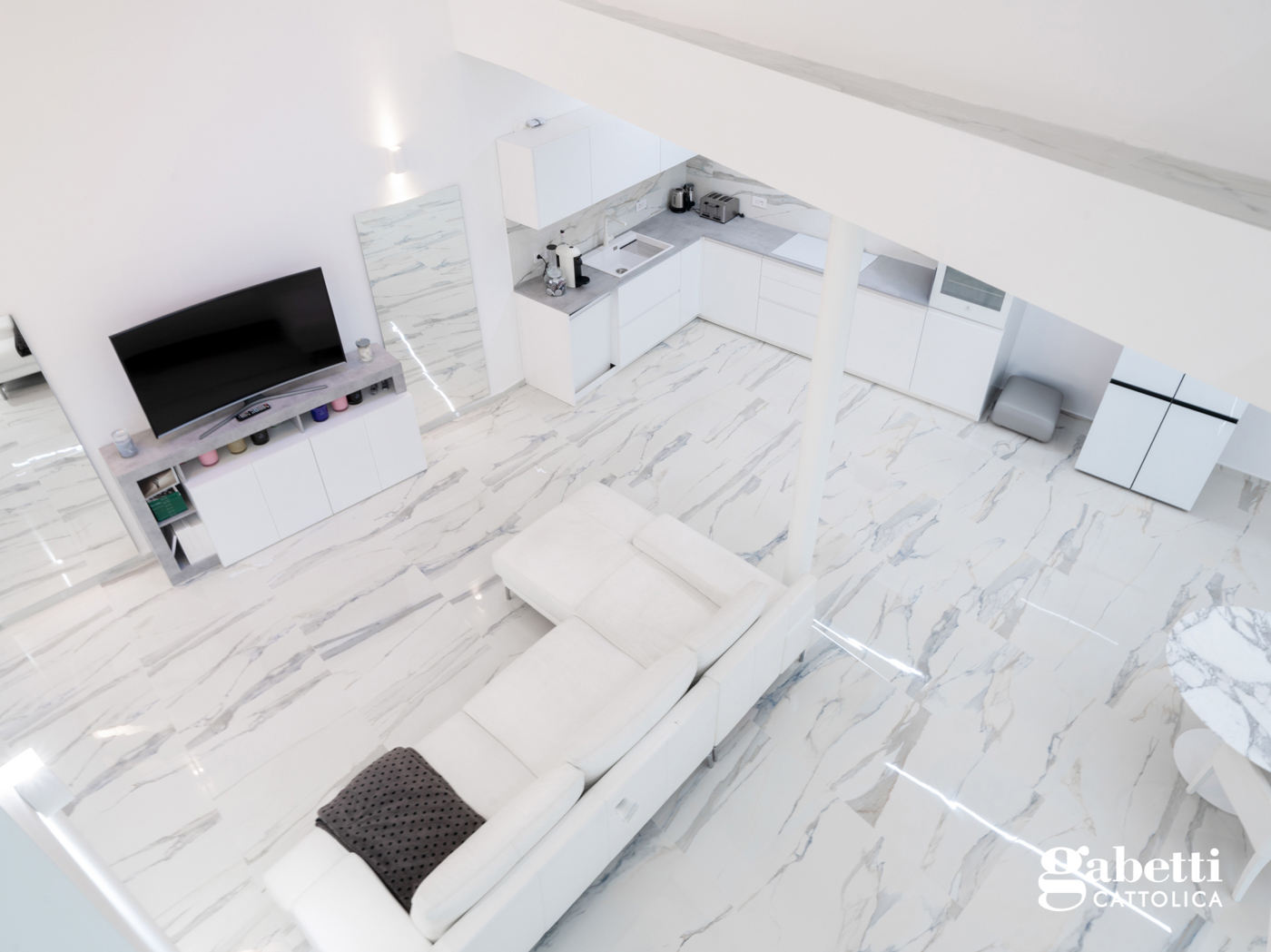 Quadrilocale con box a Cattolica