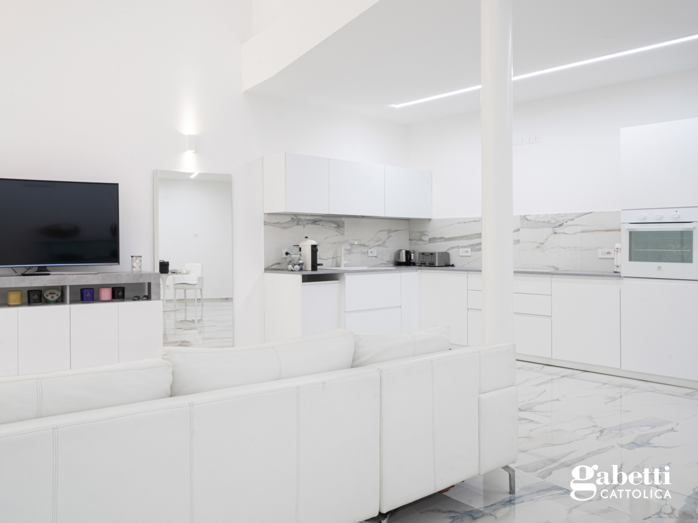 Quadrilocale con box a Cattolica