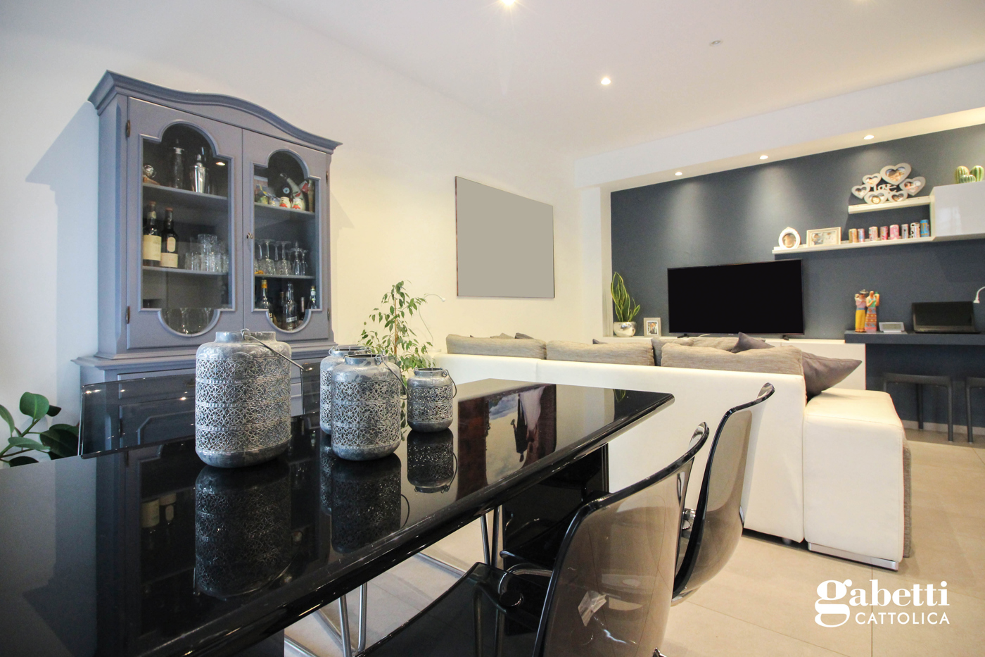 Trilocale ristrutturato a Cattolica