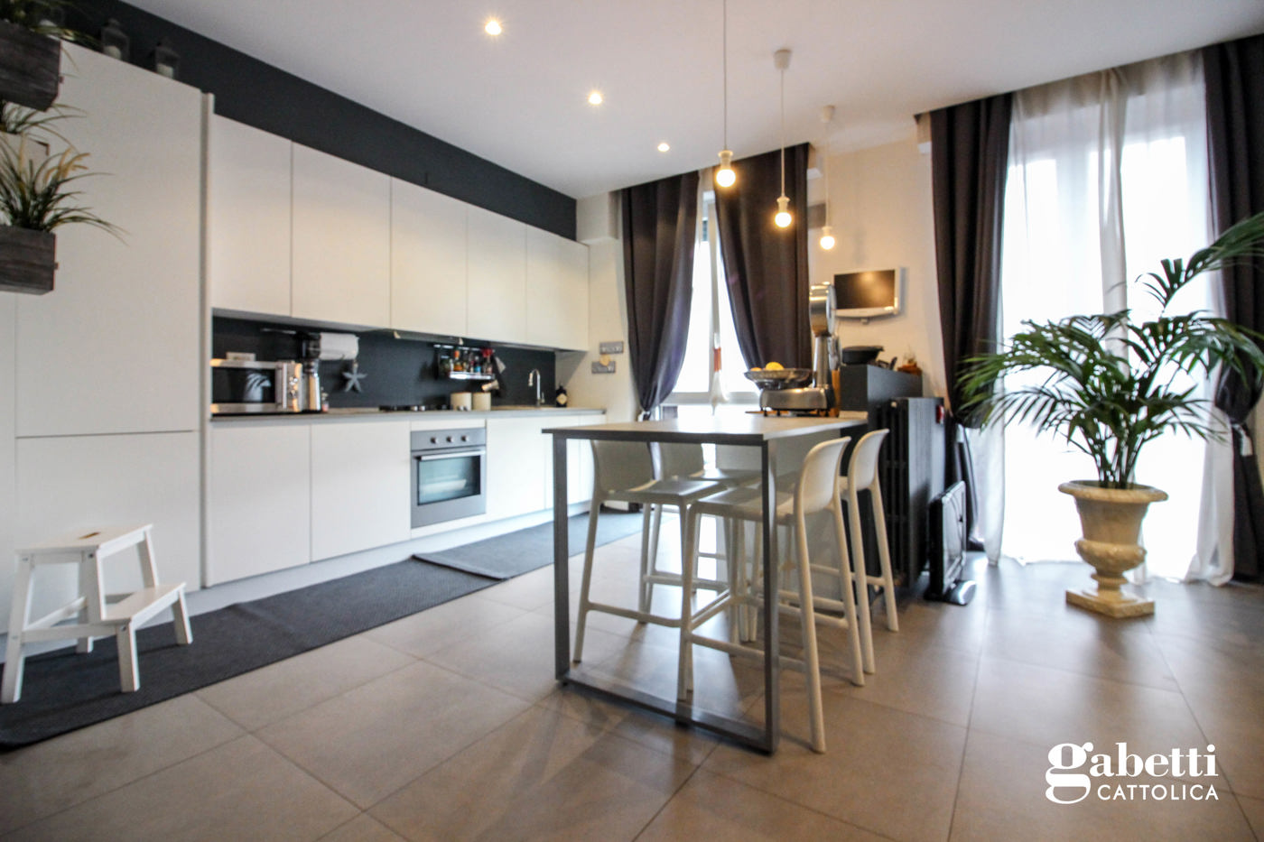 Trilocale ristrutturato a Cattolica