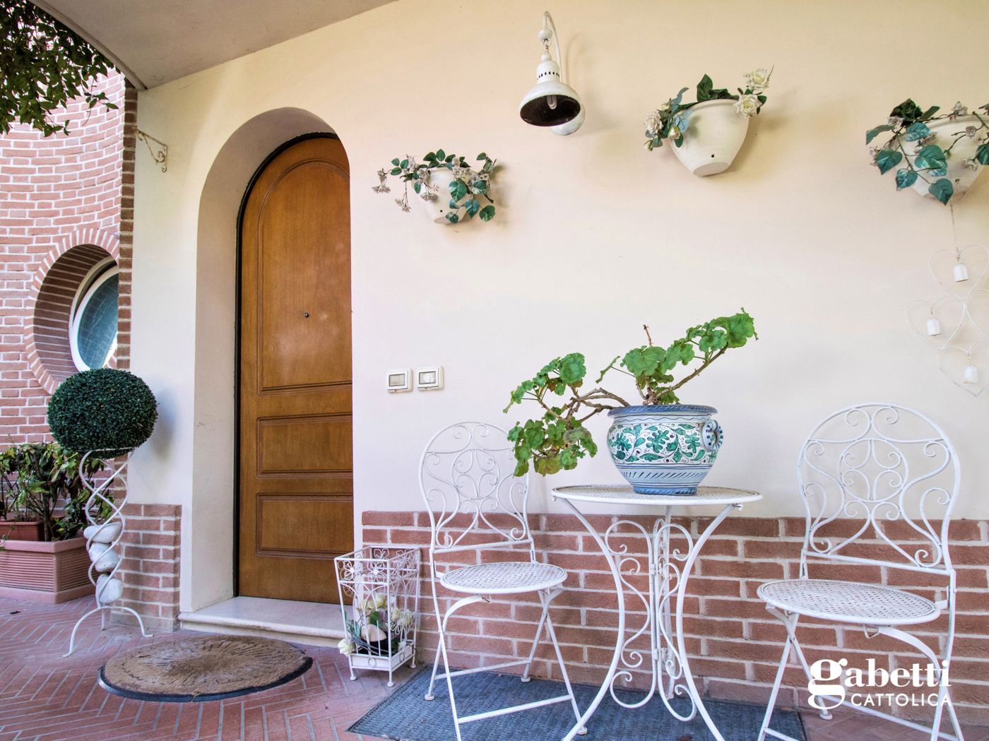 Villa con giardino a Cattolica