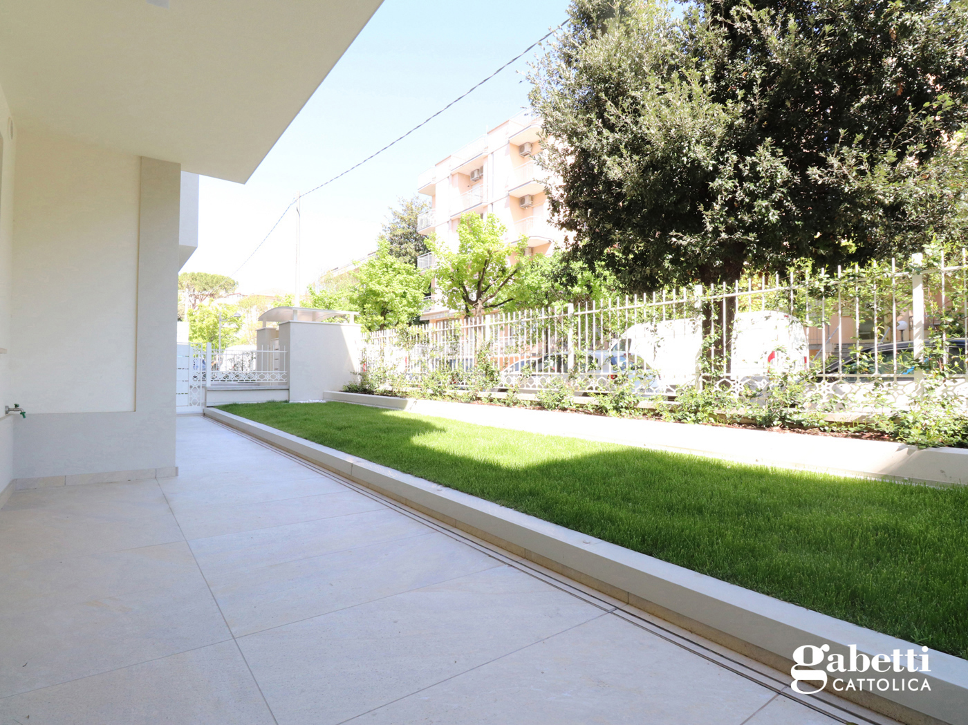Trilocale con giardino a Cattolica