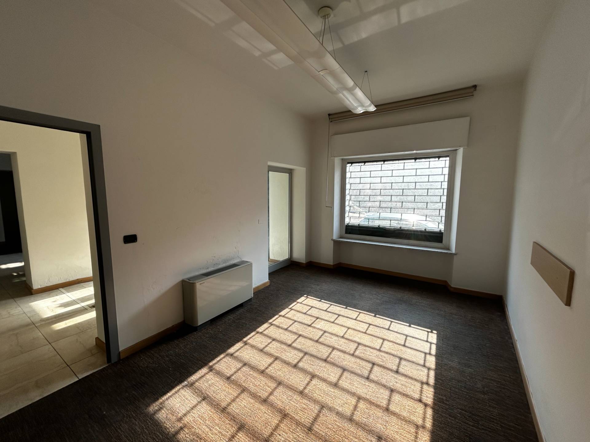 Locale commerciale in vendita a San Mauro Torinese, Centrale