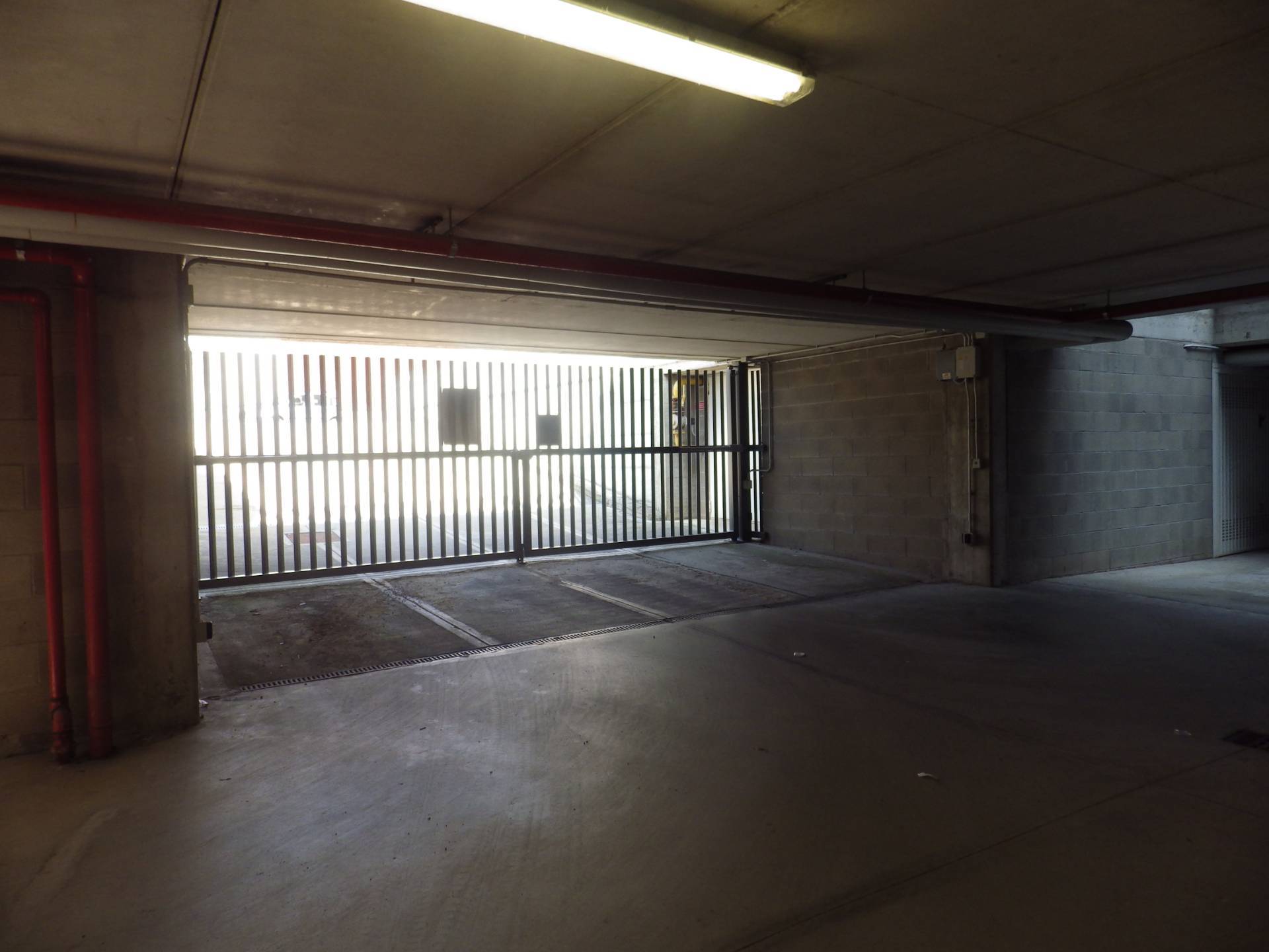 Box o garage in vendita a Rivoli