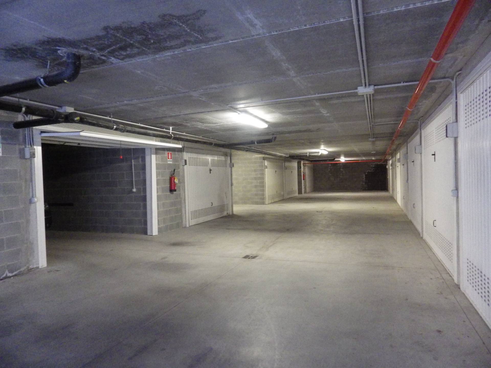 Box o garage in vendita a Rivoli