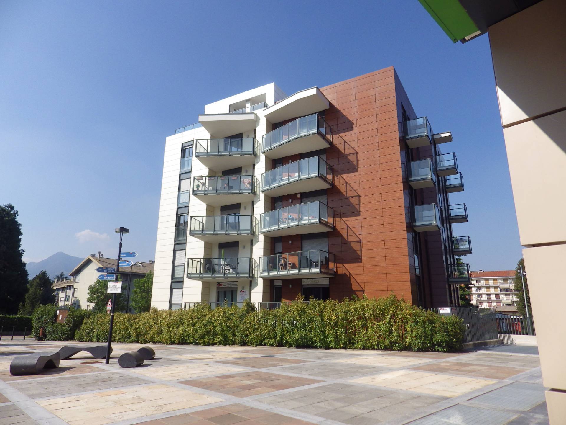 Box o garage in vendita a Rivoli