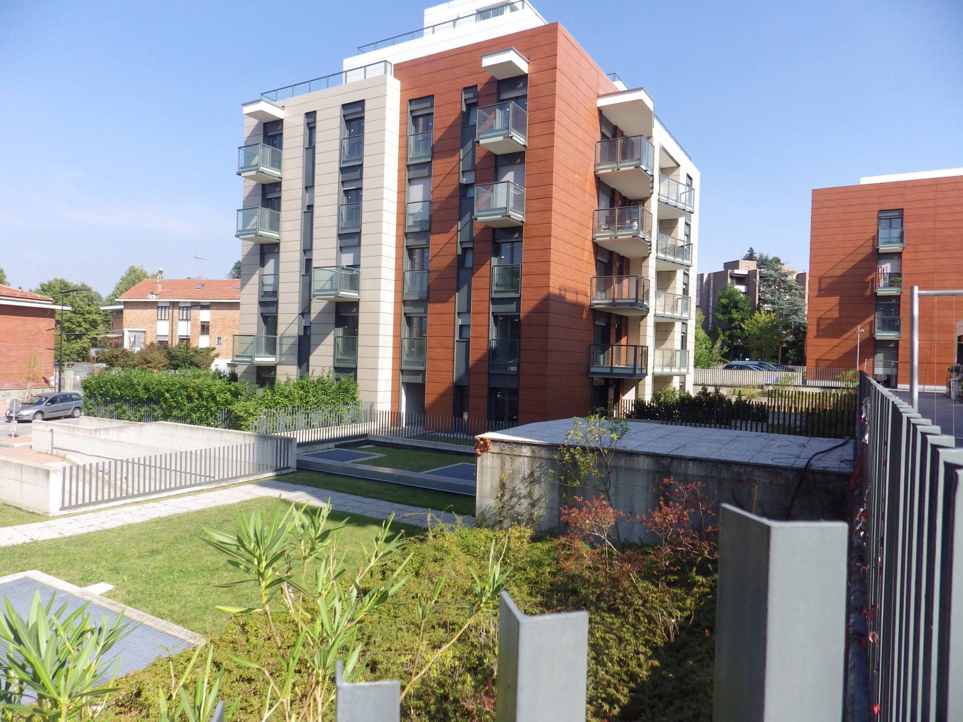 Box o garage in vendita a Rivoli