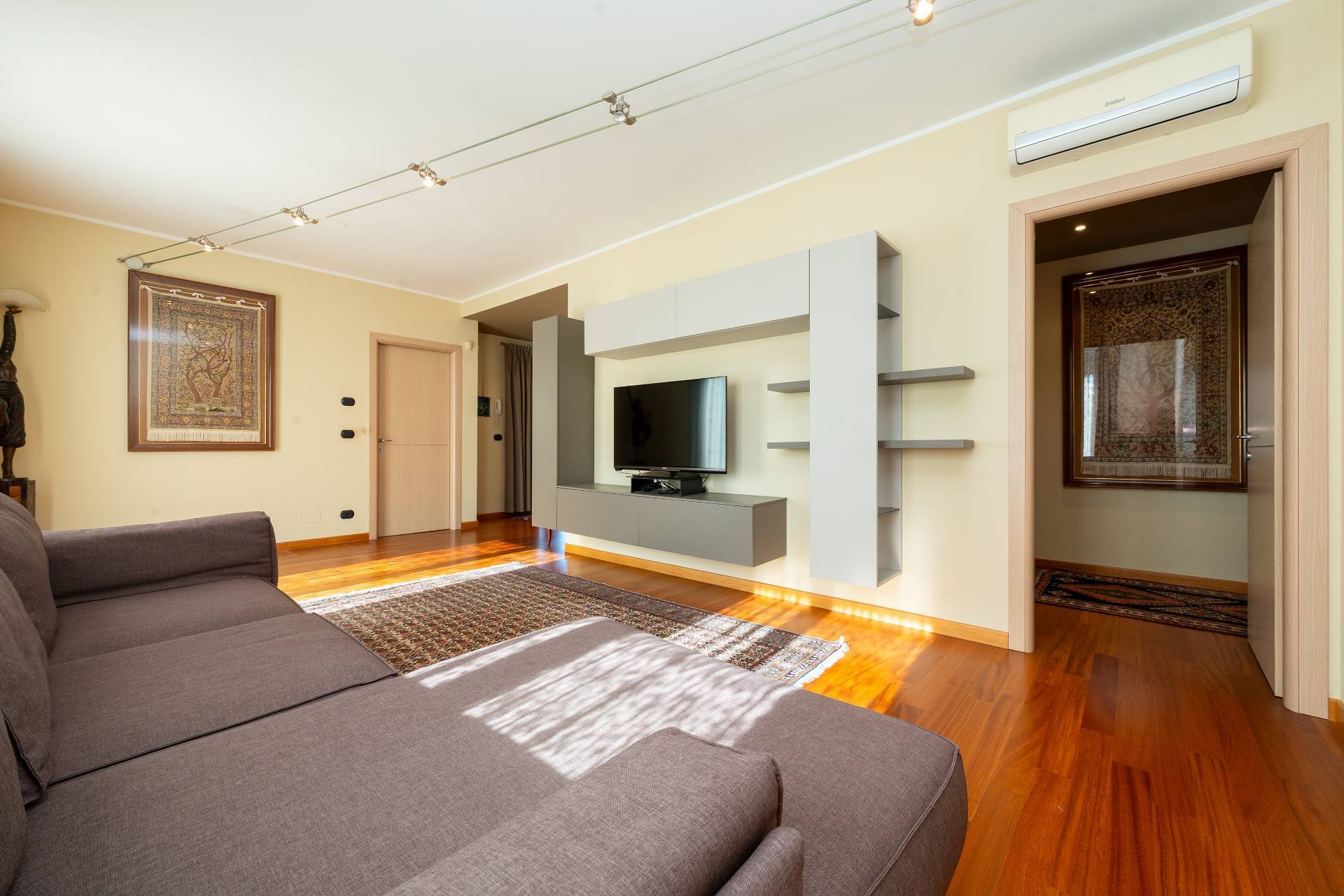 Appartamento in vendita a Rivoli, Centralissimo