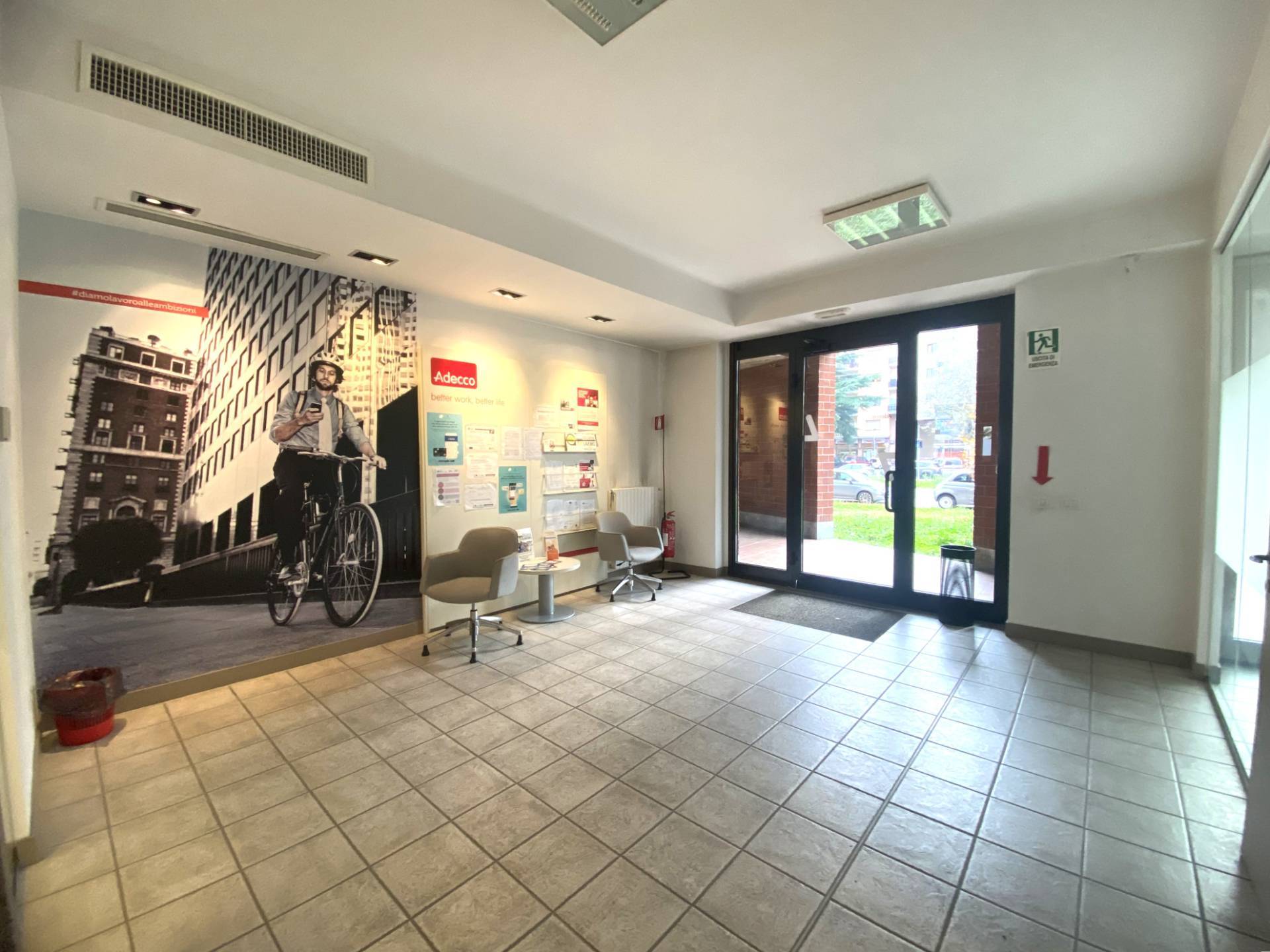 Negozio in vendita a Collegno, Regina Margherita