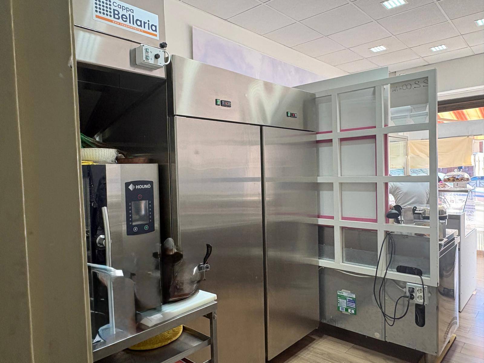 Attivit Commerciale - Pasticceria in vendita a Rivoli, Cascinevica