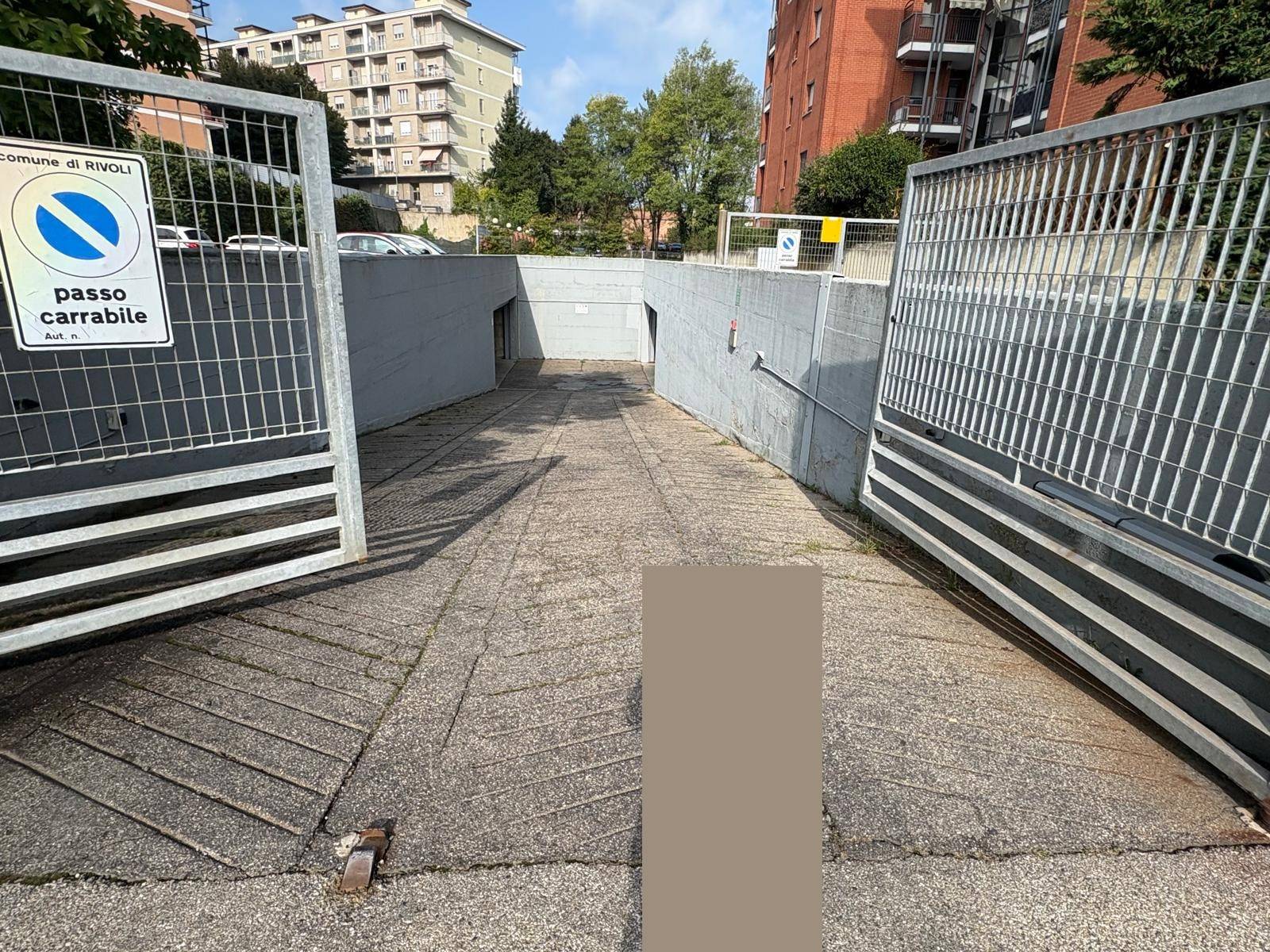 Box o garage in vendita a Rivoli, Cascinevica