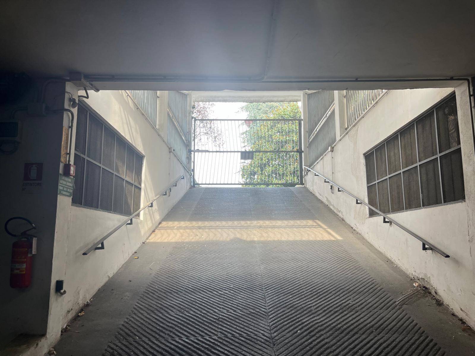 Box o garage in vendita a Rivoli, Cascinevica