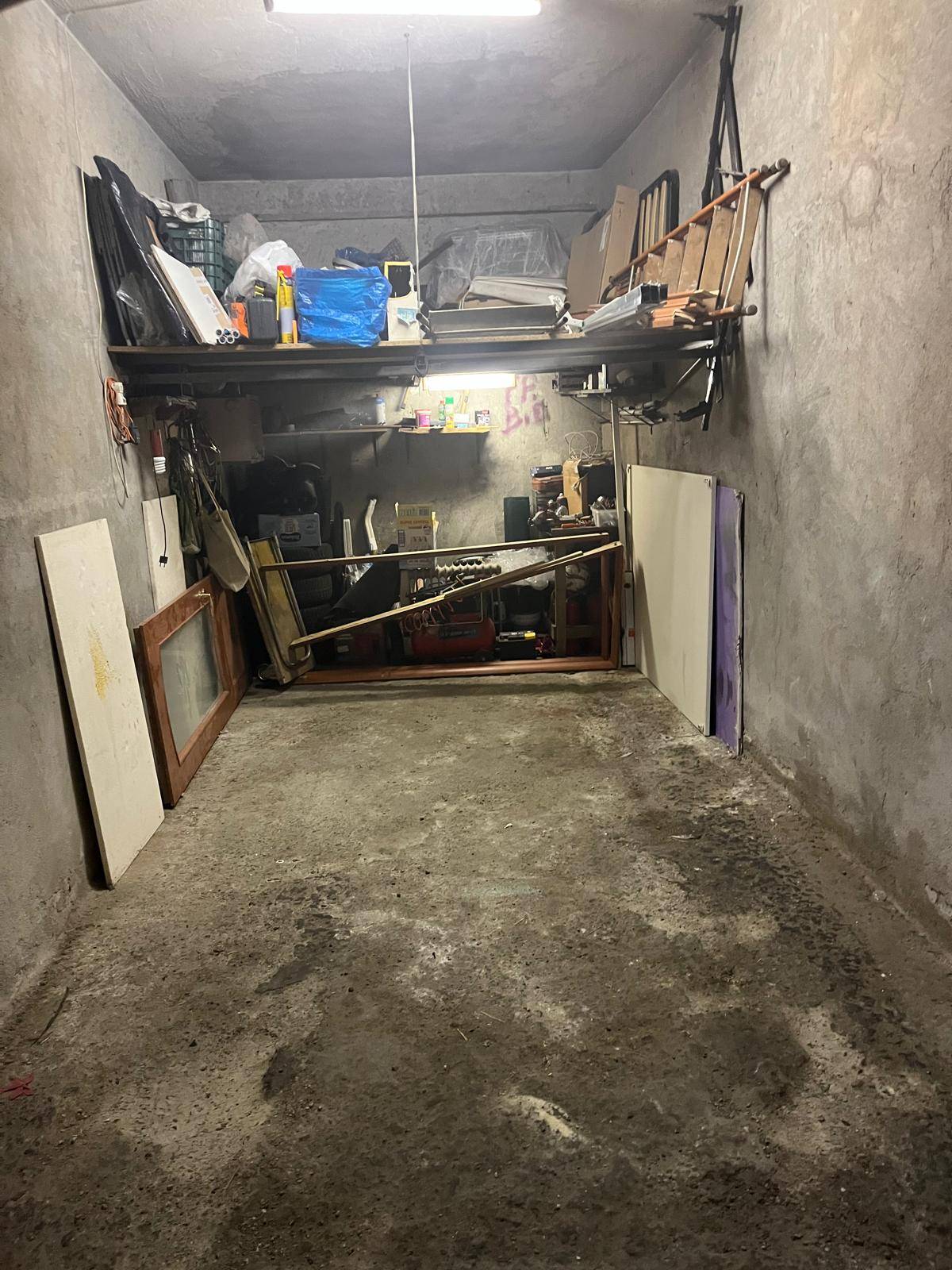 Box o garage in vendita a Rivoli, Cascinevica