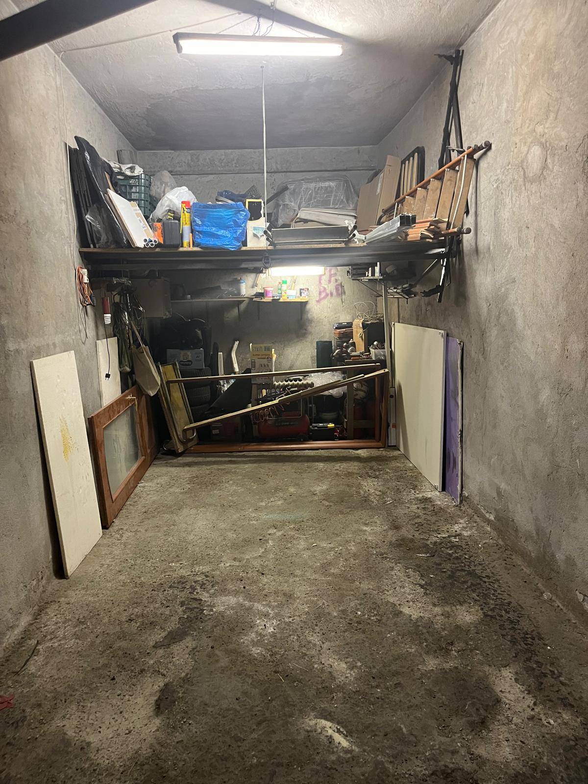 Box o garage in vendita a Rivoli, Cascinevica