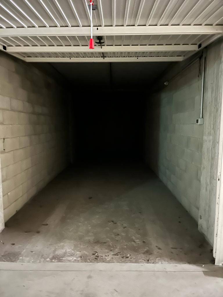 Box o garage in vendita a Collegno, Leuman