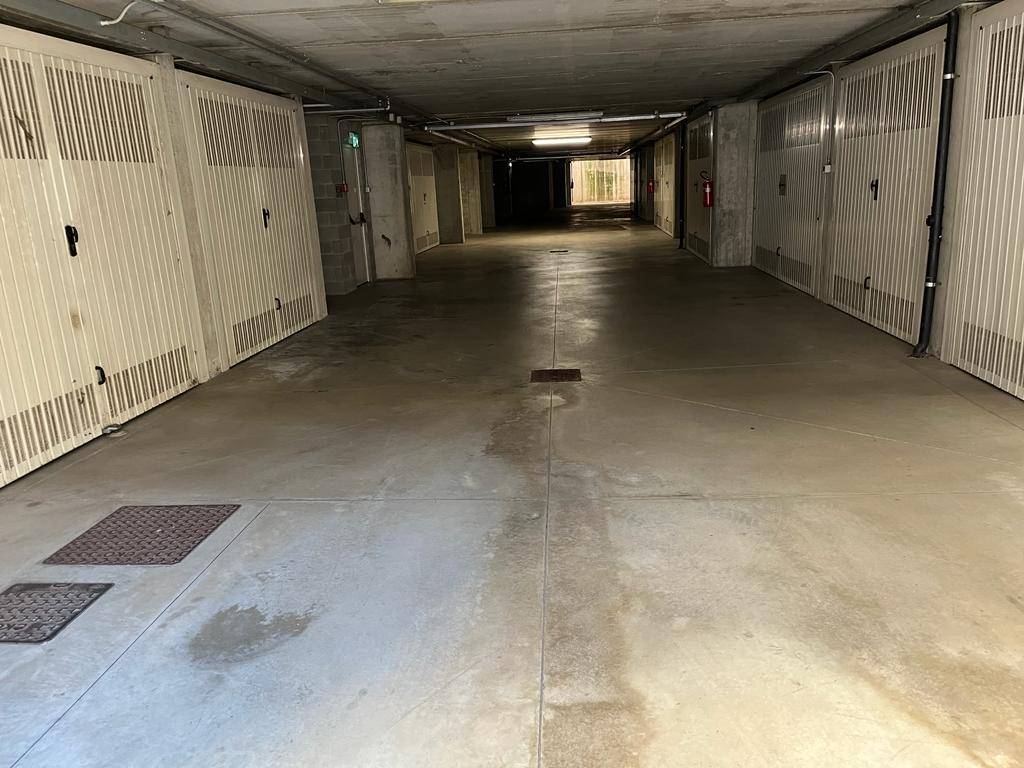 Box o garage in vendita a Collegno, Leuman