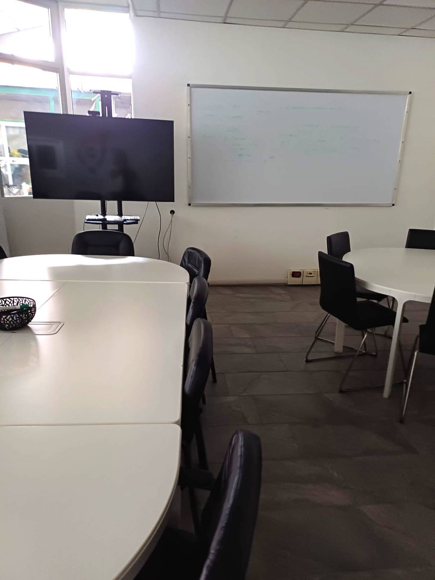 Ufficio in affitto a Collegno, Fermi