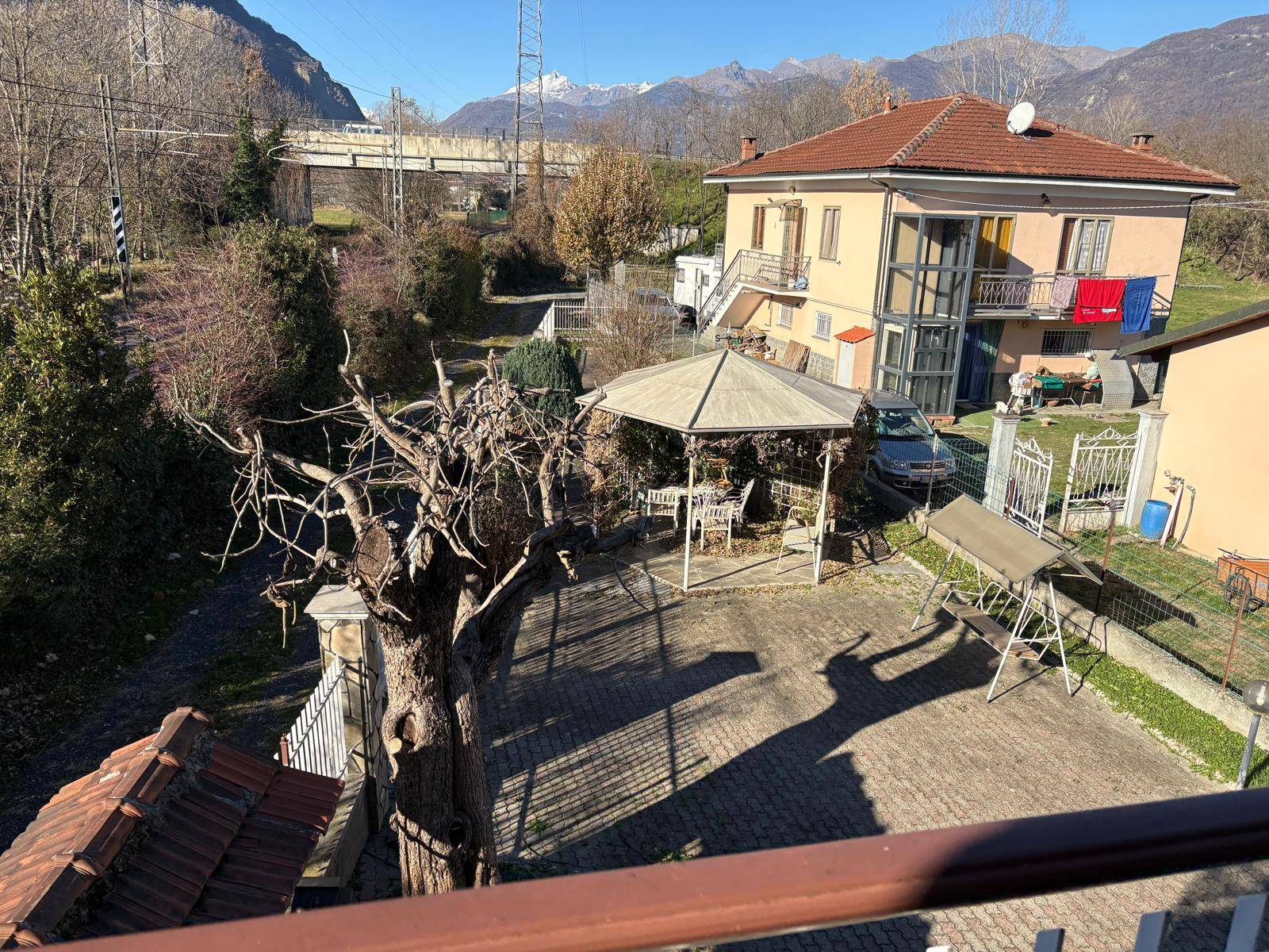 Casa indipendente in vendita a Sant'Ambrogio di Torino