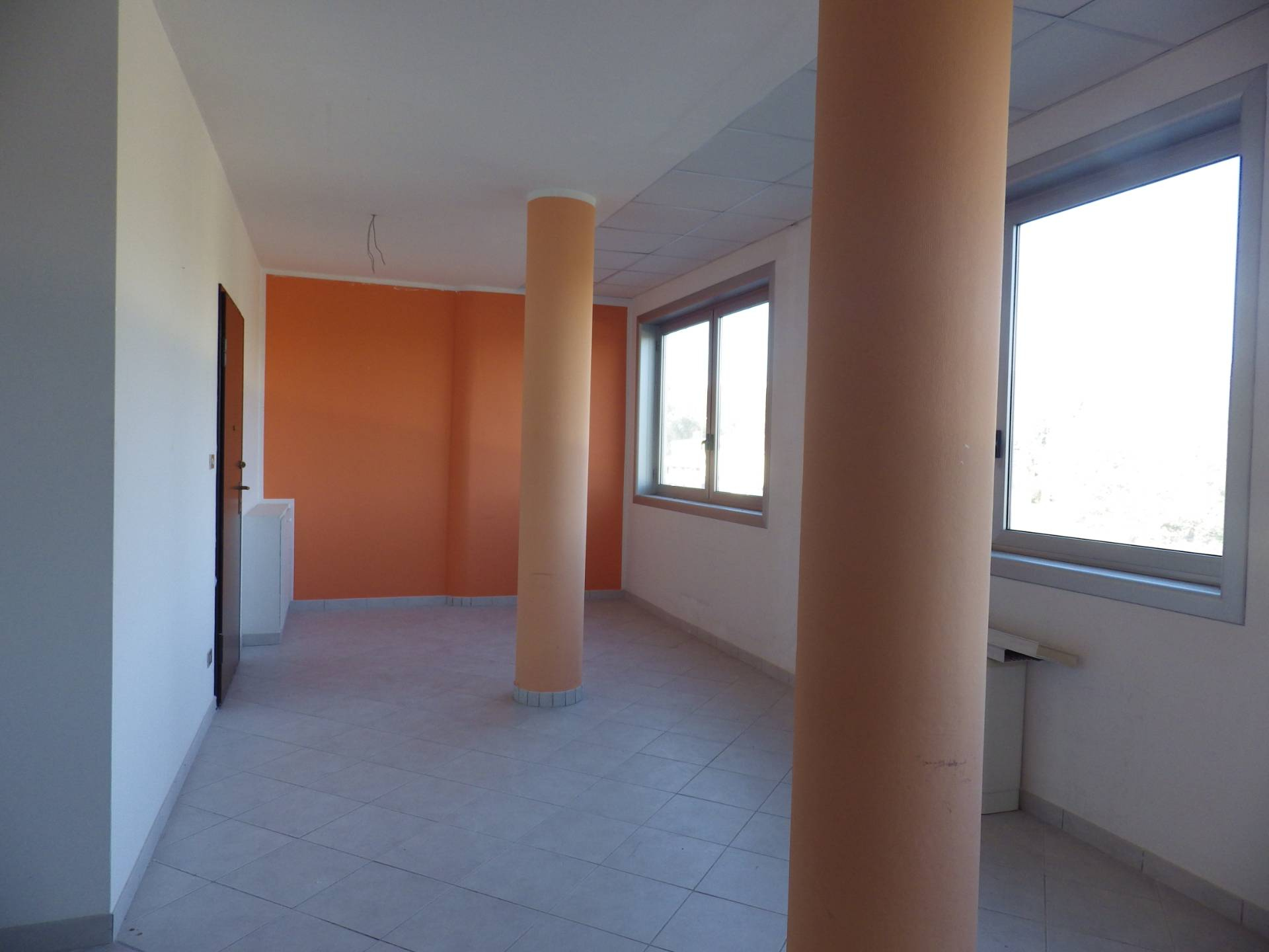 Ufficio in vendita a Rosta, Corso Moncenisio