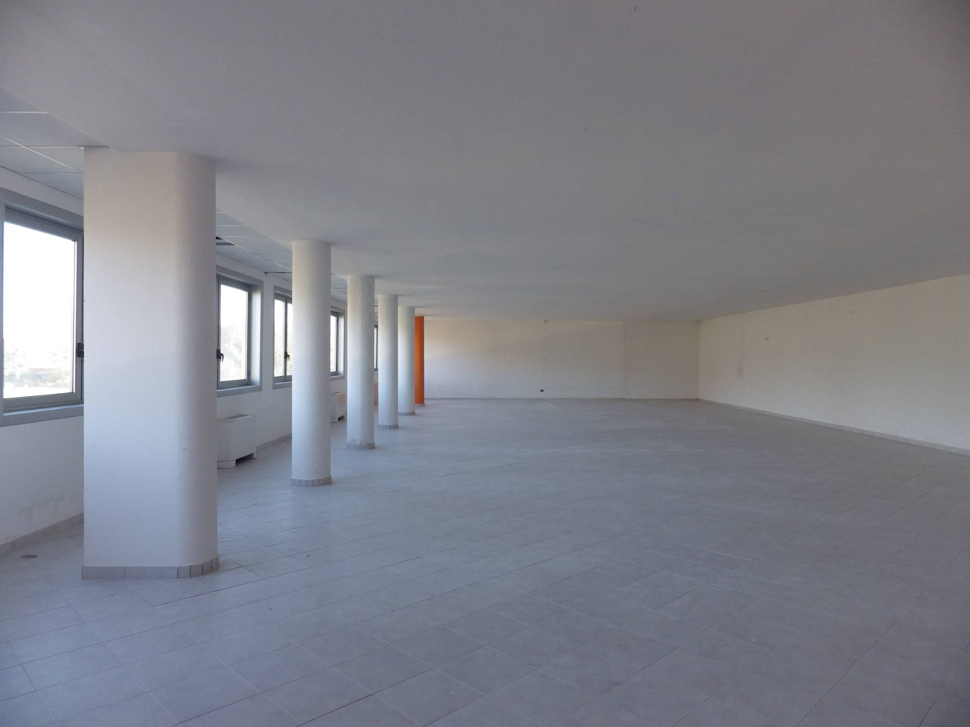 Ufficio in vendita a Rosta, Corso Moncenisio