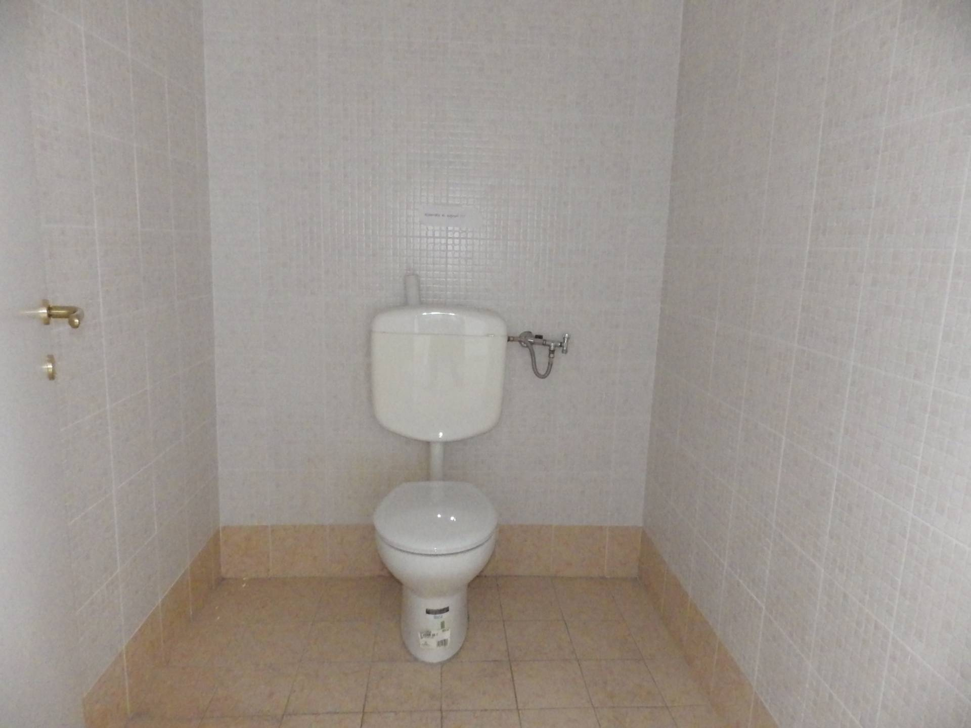 Ufficio in vendita a Rosta, Corso Moncenisio