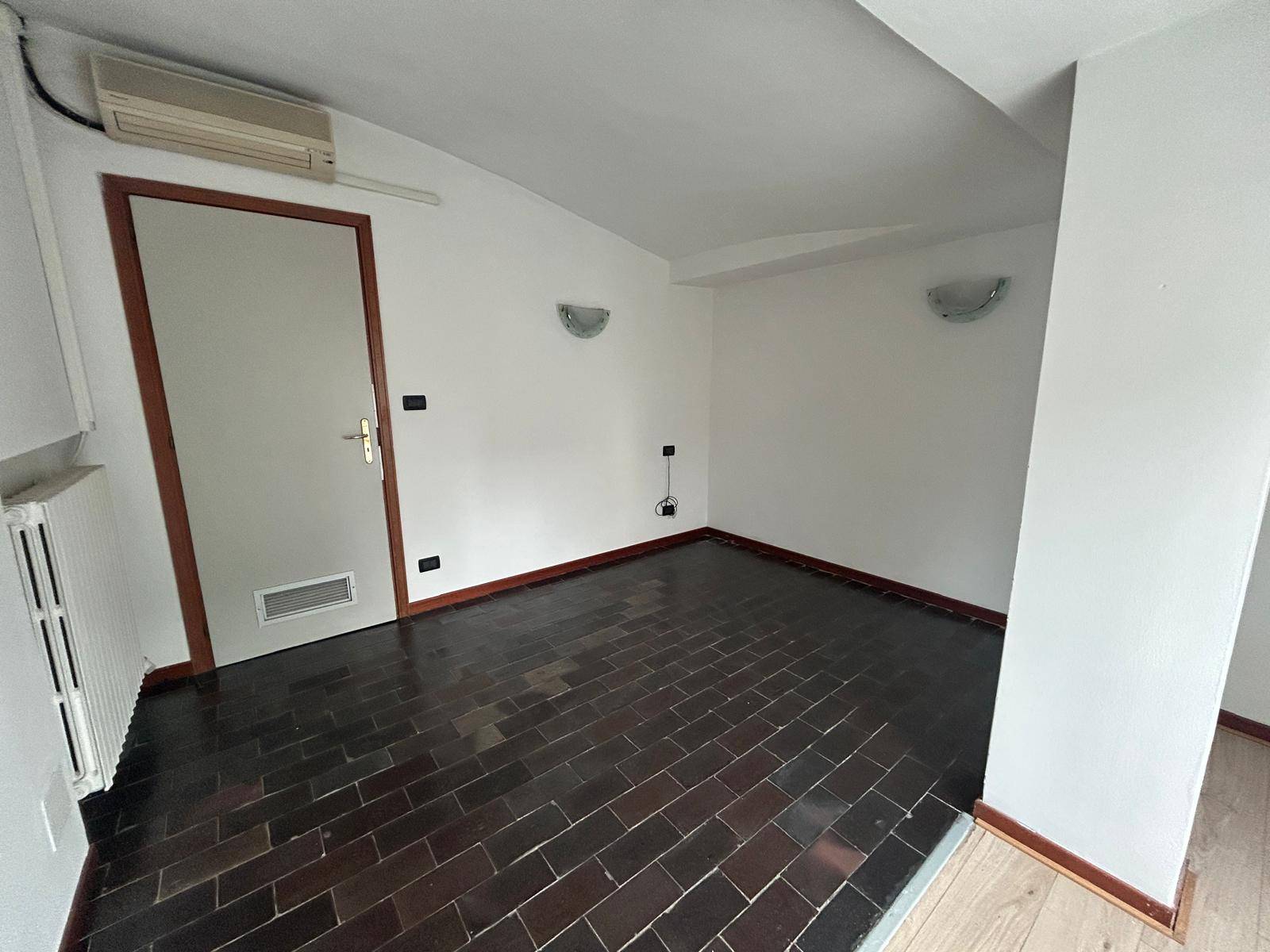 Mansarda in vendita a Torino, Lucento - Vallette