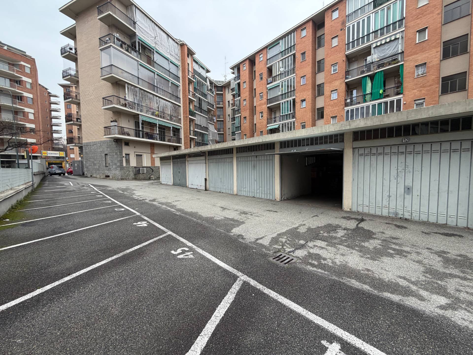 Box o garage in vendita a Torino, Santa Rita